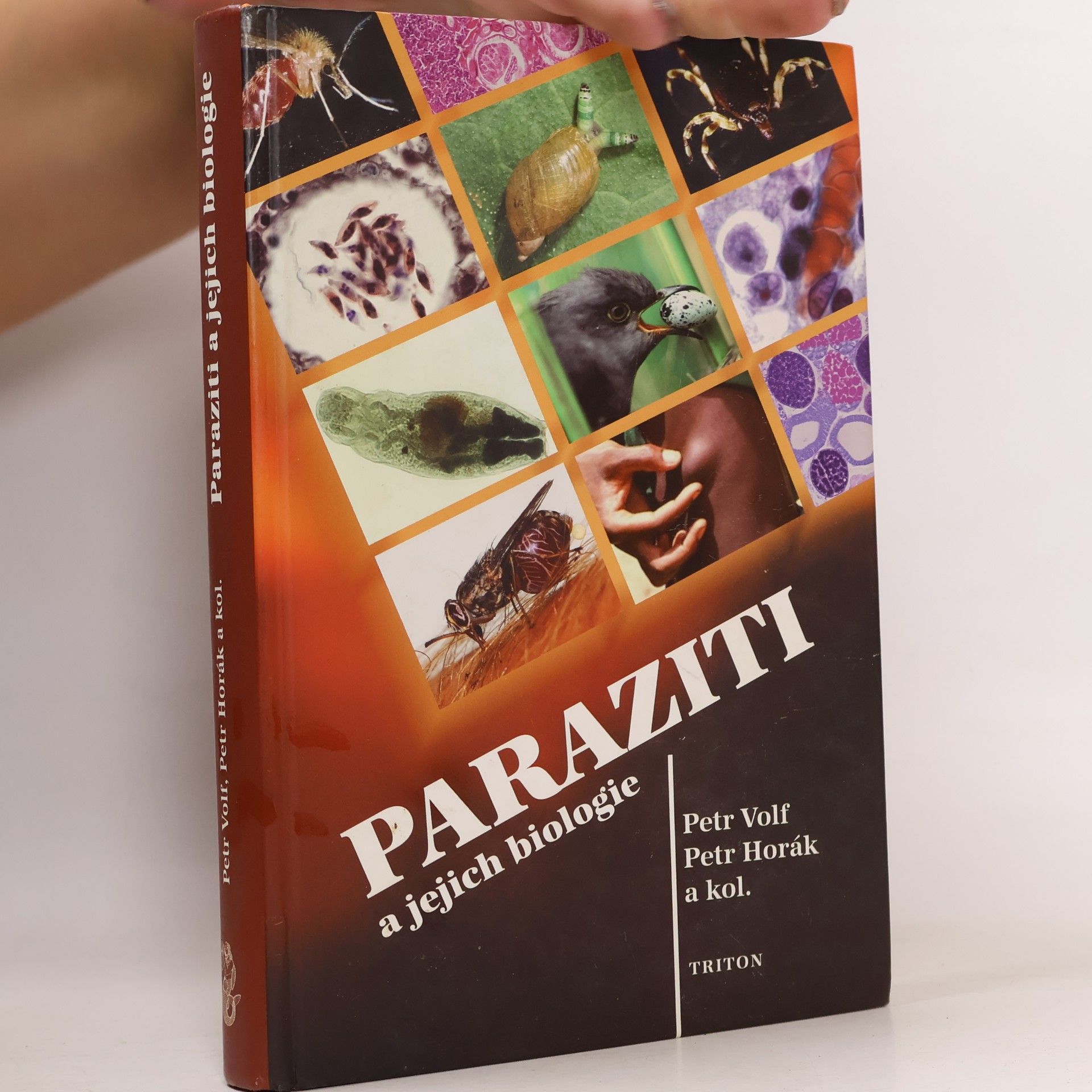 Petr Volf Paraziti a jejich biologie
