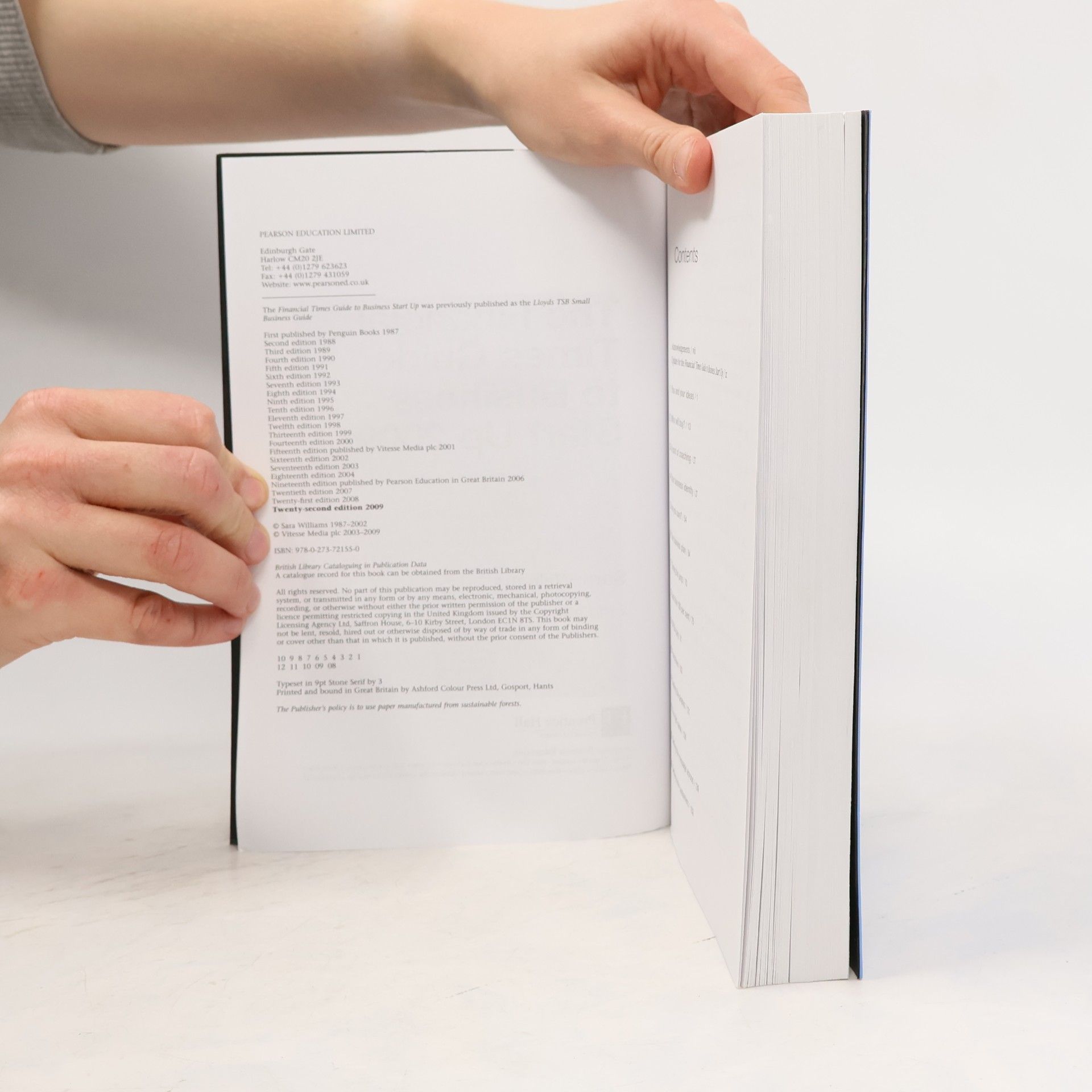 Sara Williams Financial Times Series: The 'Financial Times' Guide to Business Start Up 2009