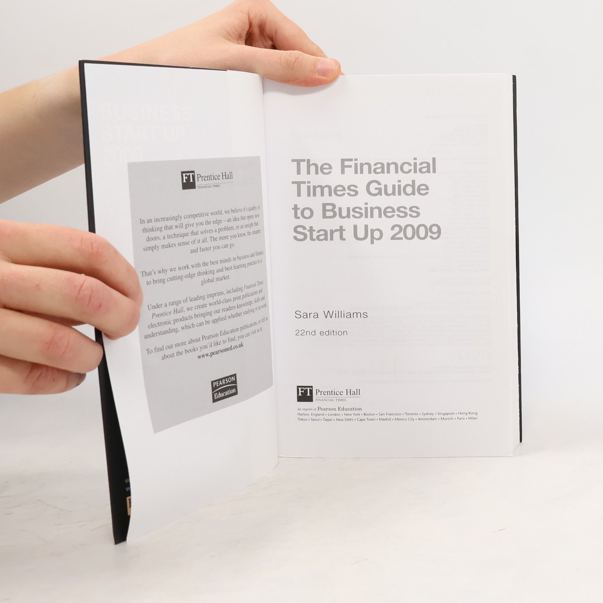 Sara Williams Financial Times Series: The 'Financial Times' Guide to Business Start Up 2009