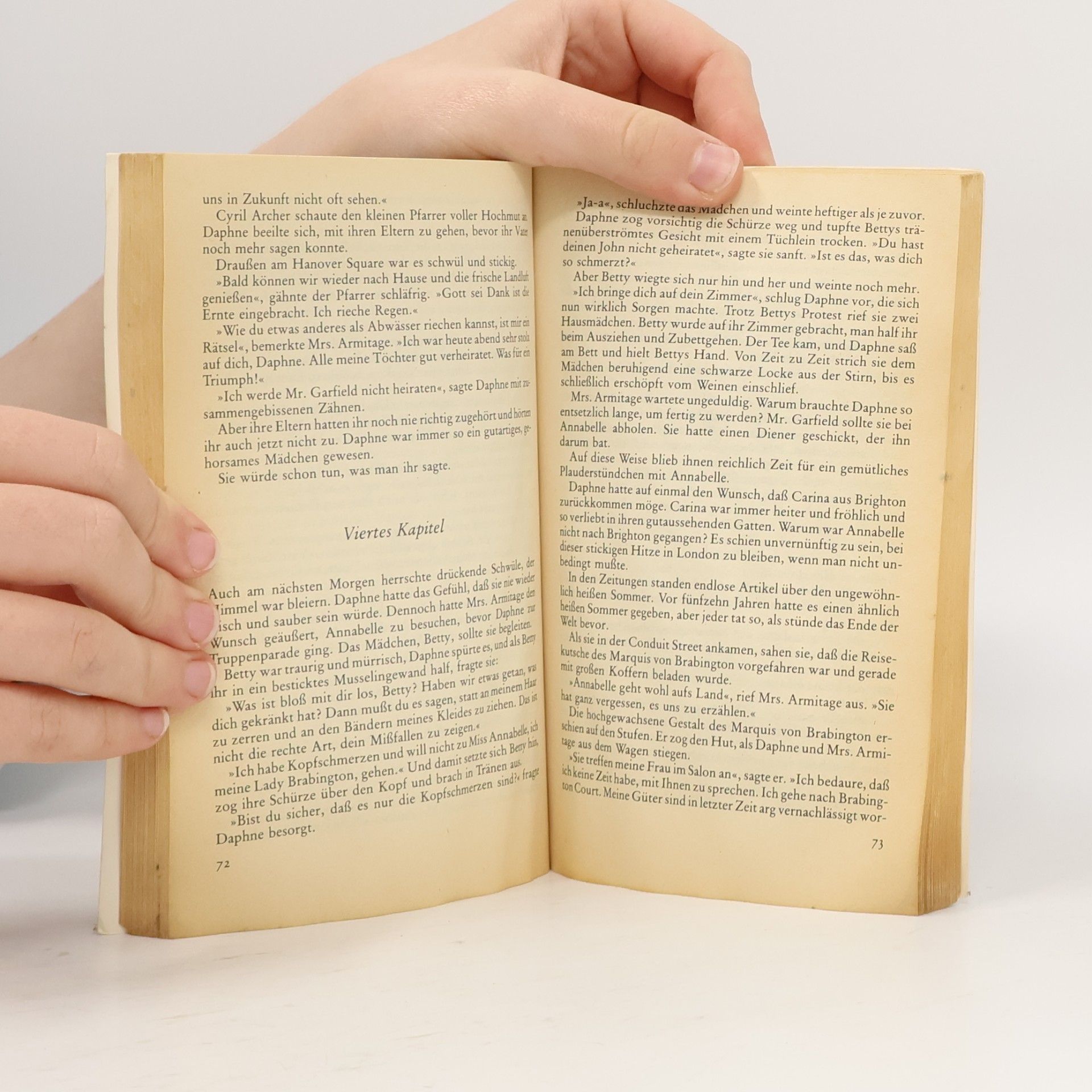 Marion Chesney Daphne. Spiel der Versuchung. Sechs Töchter von Hochwürden.