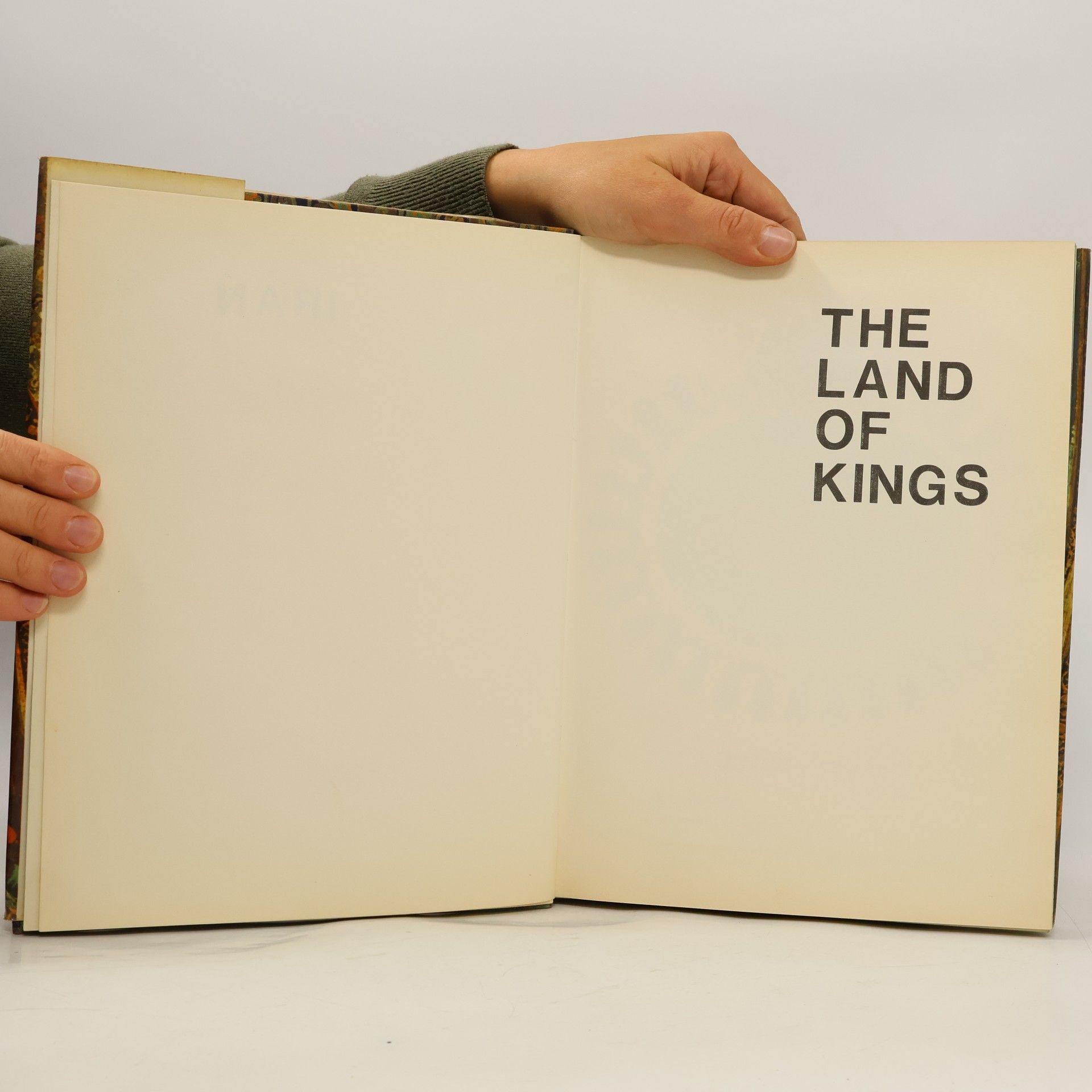 R. Tarverdi The Land of Kings