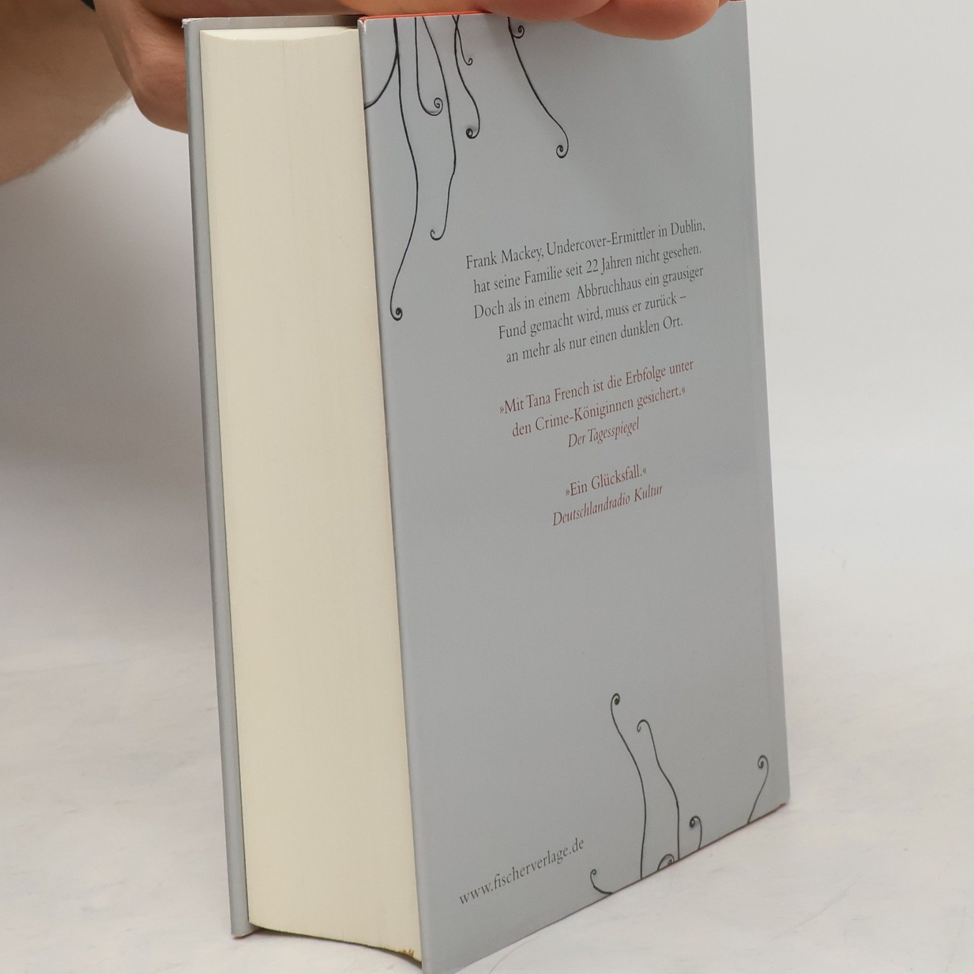 Tana French Sterbenskalt