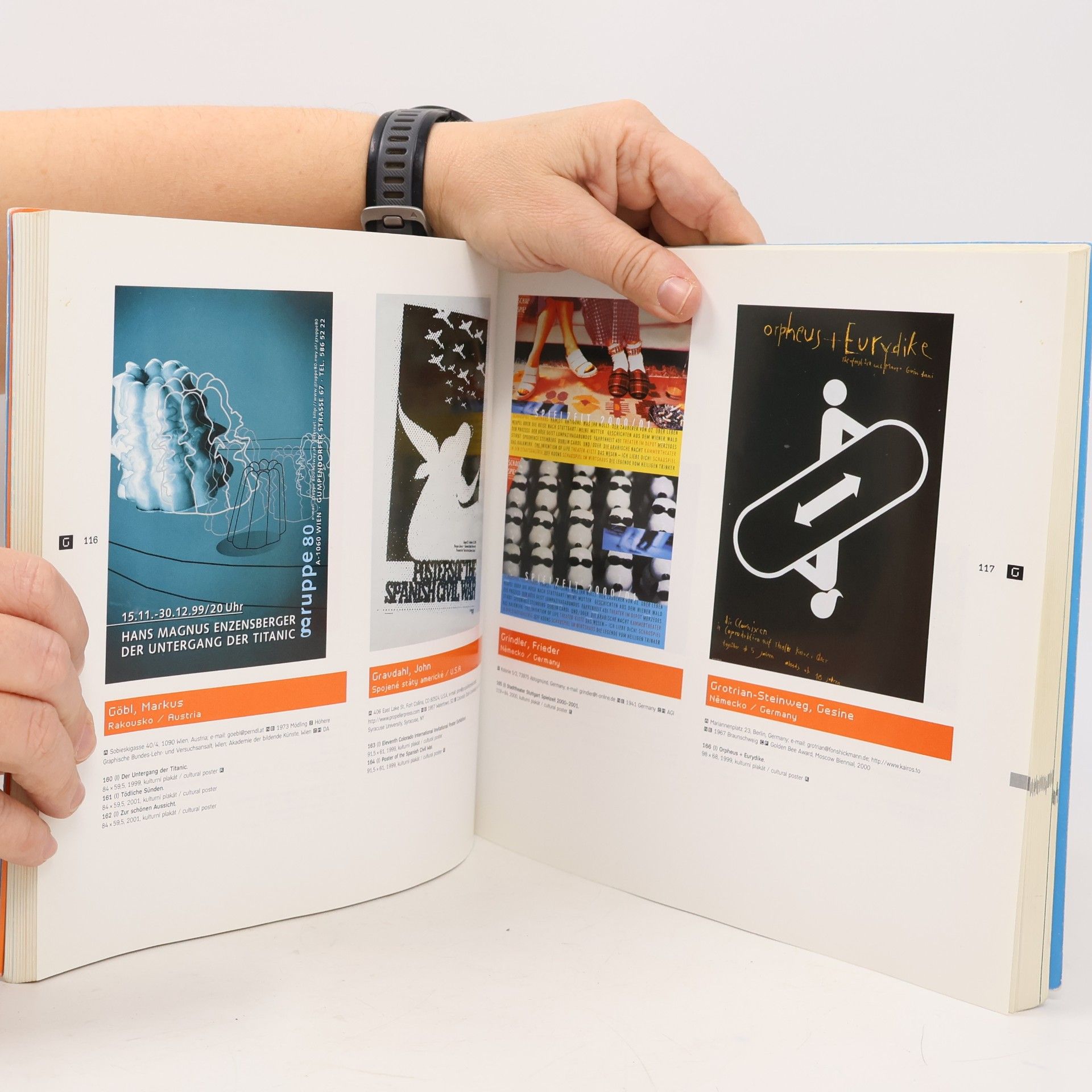 Marta Sylvestrová 20. mezinárodní bienále grafického designu Brno 2002 : plakát, firemní, informační a reklamní grafika