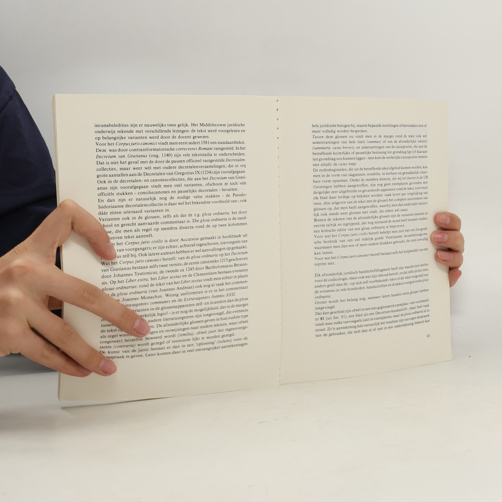 Jos M. M. Hermans Het Middeleeuwse boek in Groningen