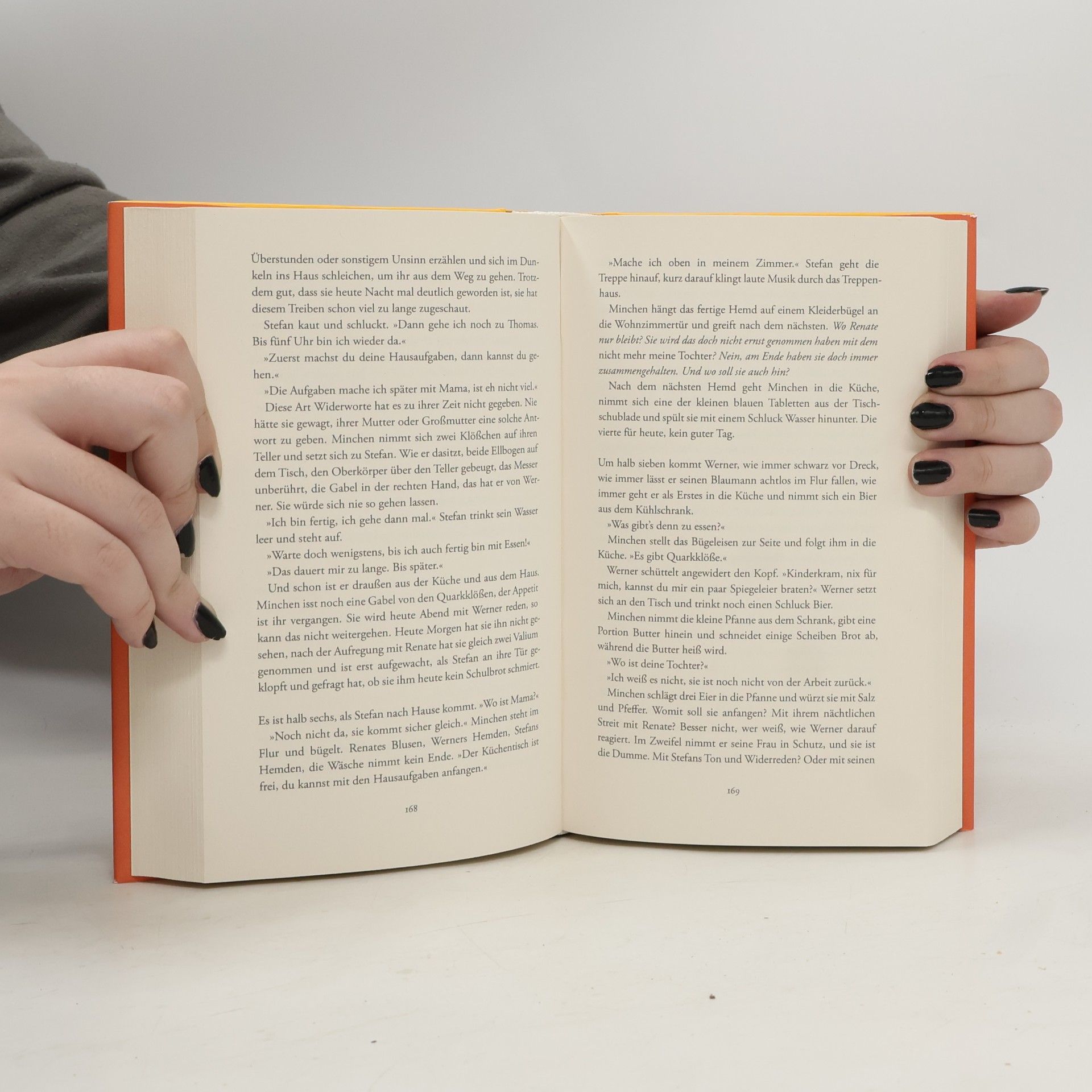Marie Molsberg Donnersonntage: Roman | »Die Elena Ferrante deutscher Provinz« Julia Franck | Eine scheinbar unmögliche Liebesgeschichte im Deutschland der 60er und 70er Jahre