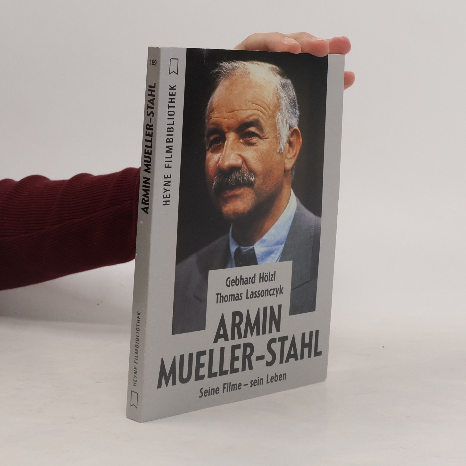 Armin Mueller-Stahl