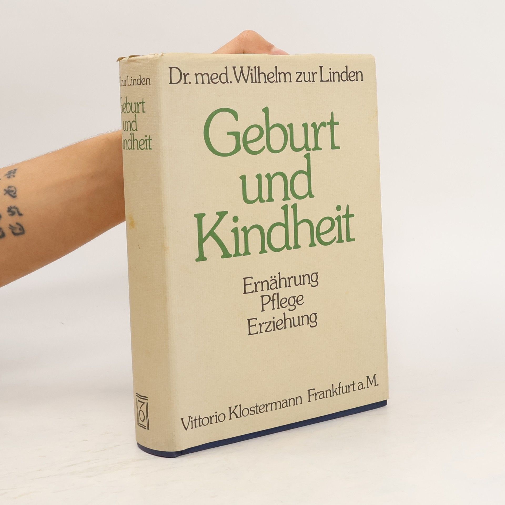 Geburt und Kindheit