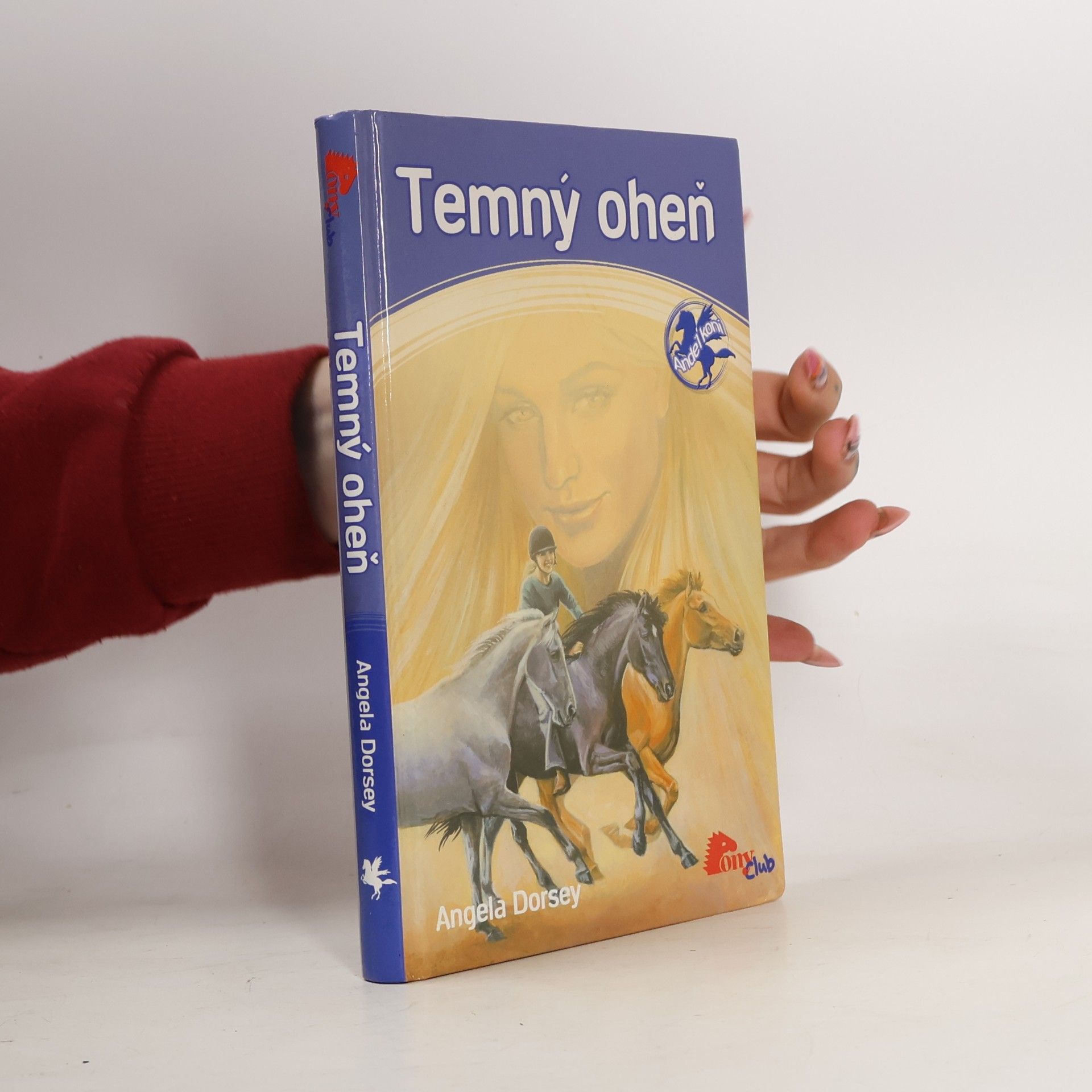 Angela Dorsey Temný oheň