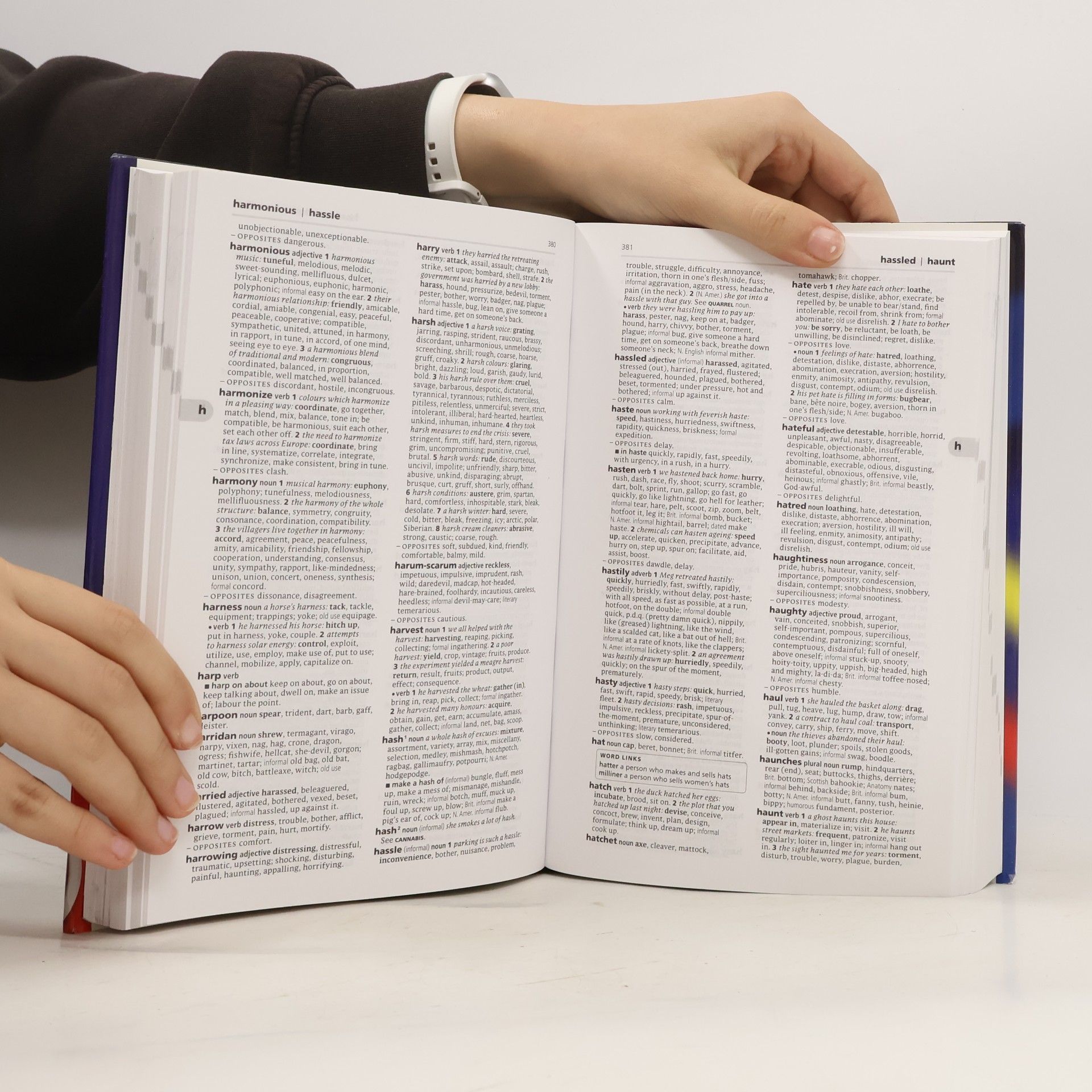 Oxford Dictionaries Concise Oxford Thesaurus