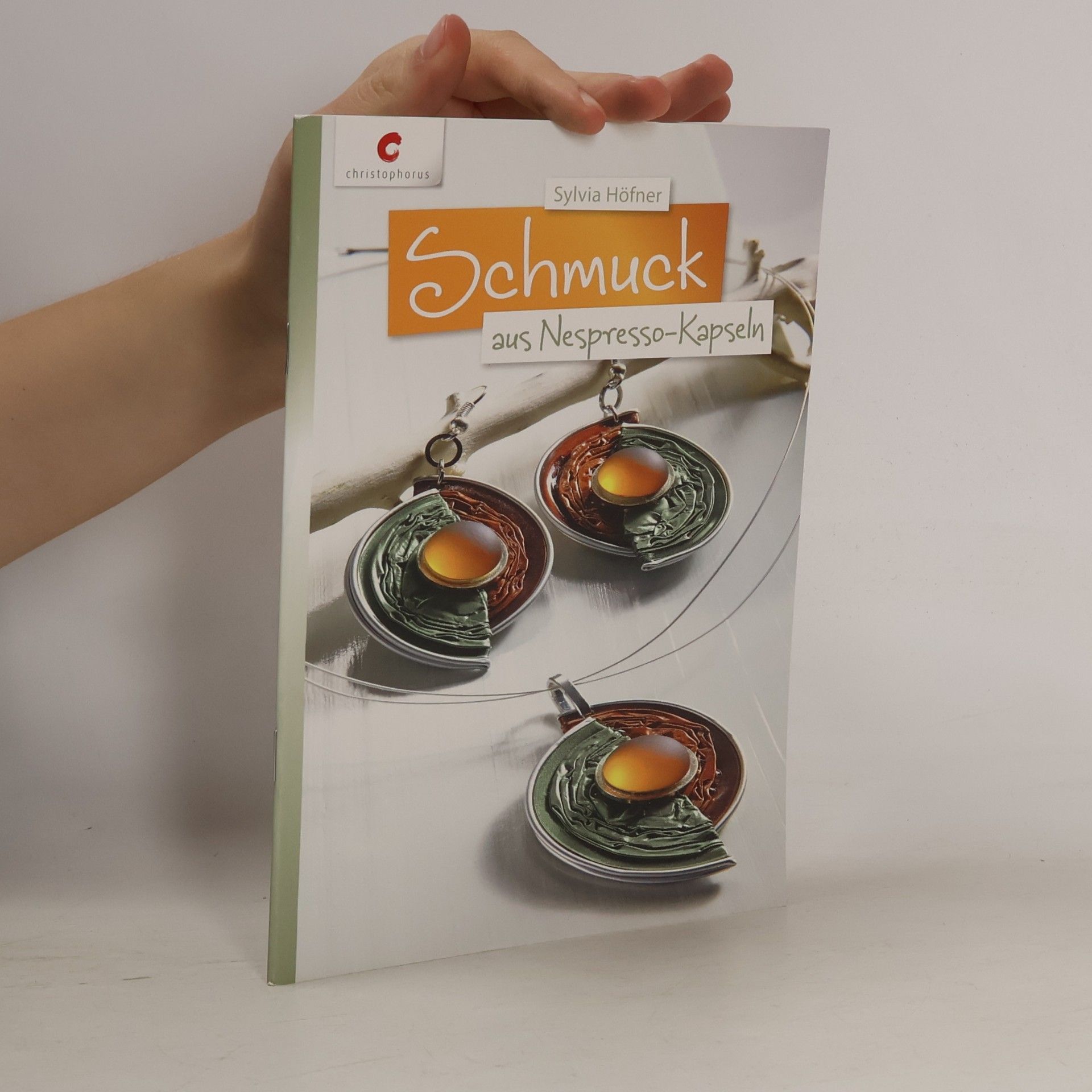Sylvia Höfner Schmuck aus Nespresso-Kapseln
