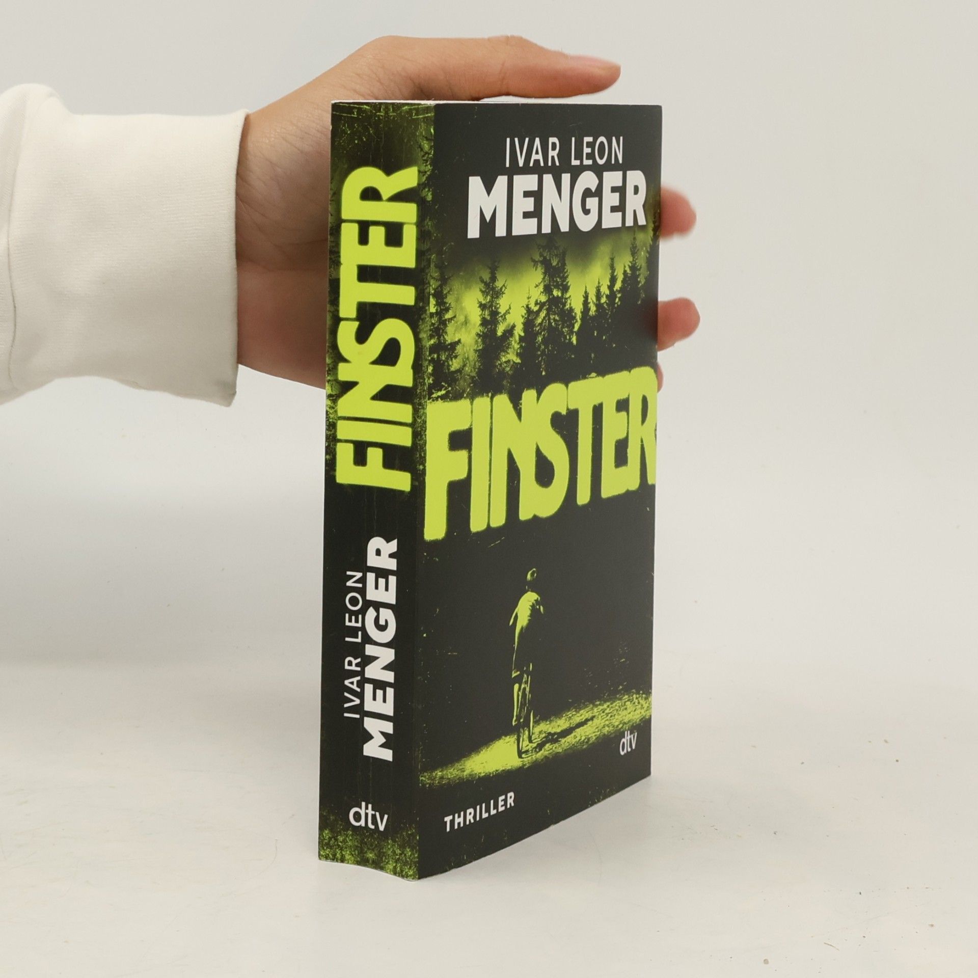 Ivar Leon Menger Finster
