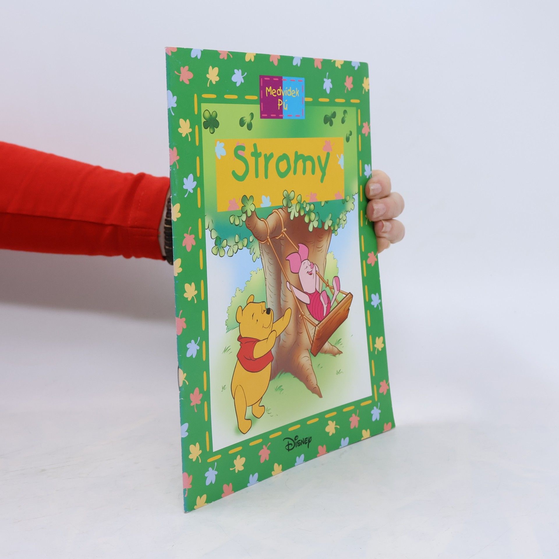 Medvídek Pú. Stromy