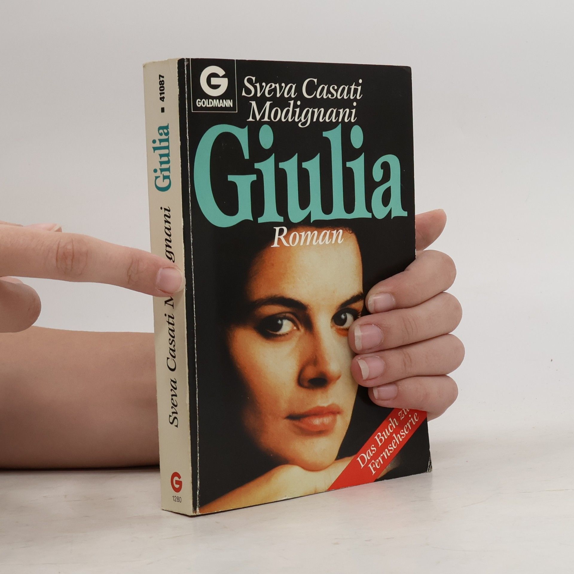 Sveva Casati Modignani Giulia 1