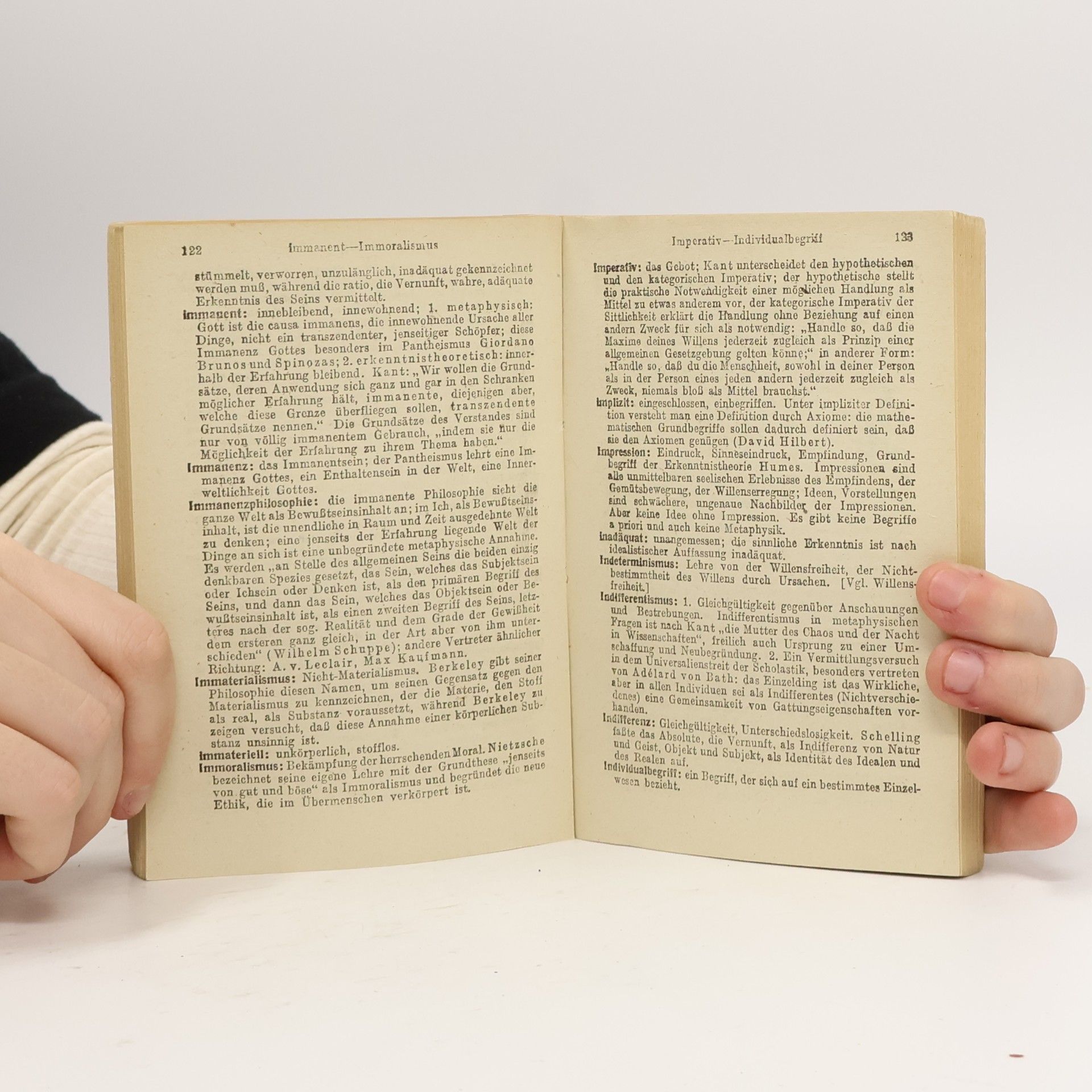 Max Apel Philosophisches Wörterbuch