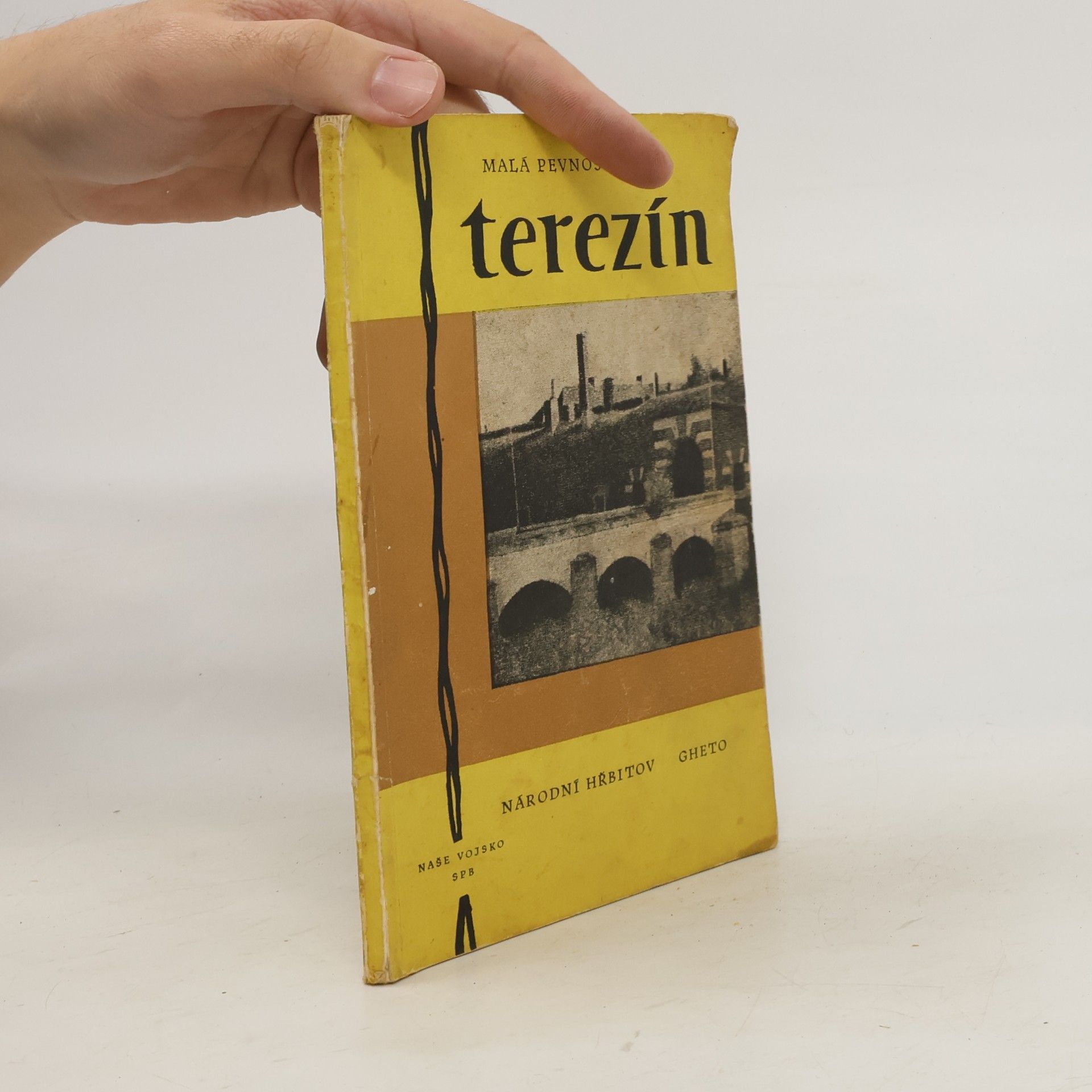 Malá pevnost Terezín. Národní hřbitov. Gheto