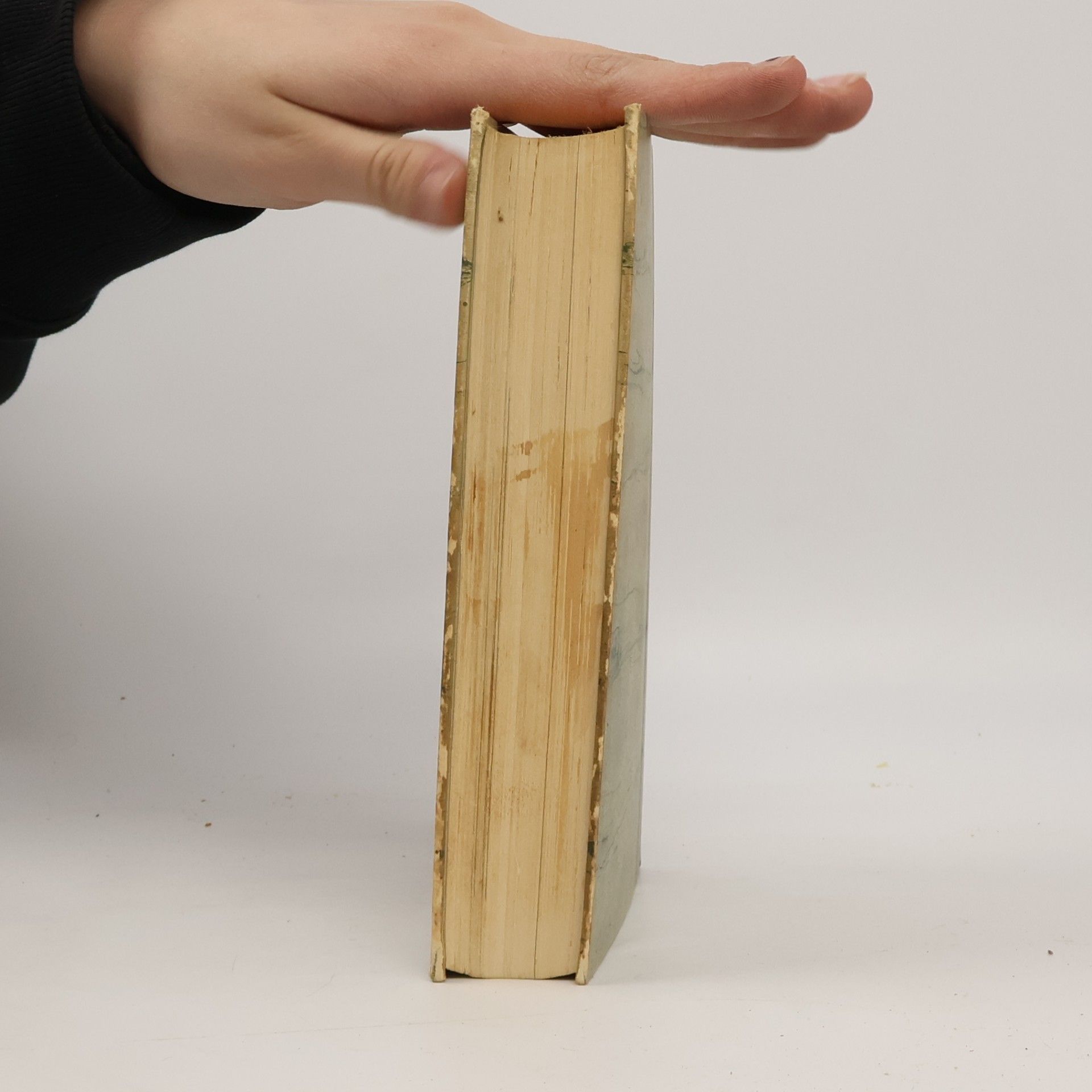 Madeleine Brent Reader's Digest Auswahlbücher. Der weisse Hai. Eine Handvoll Menschlichkeit. Einfache Leute. Wohin der Wind die Blüten trägt