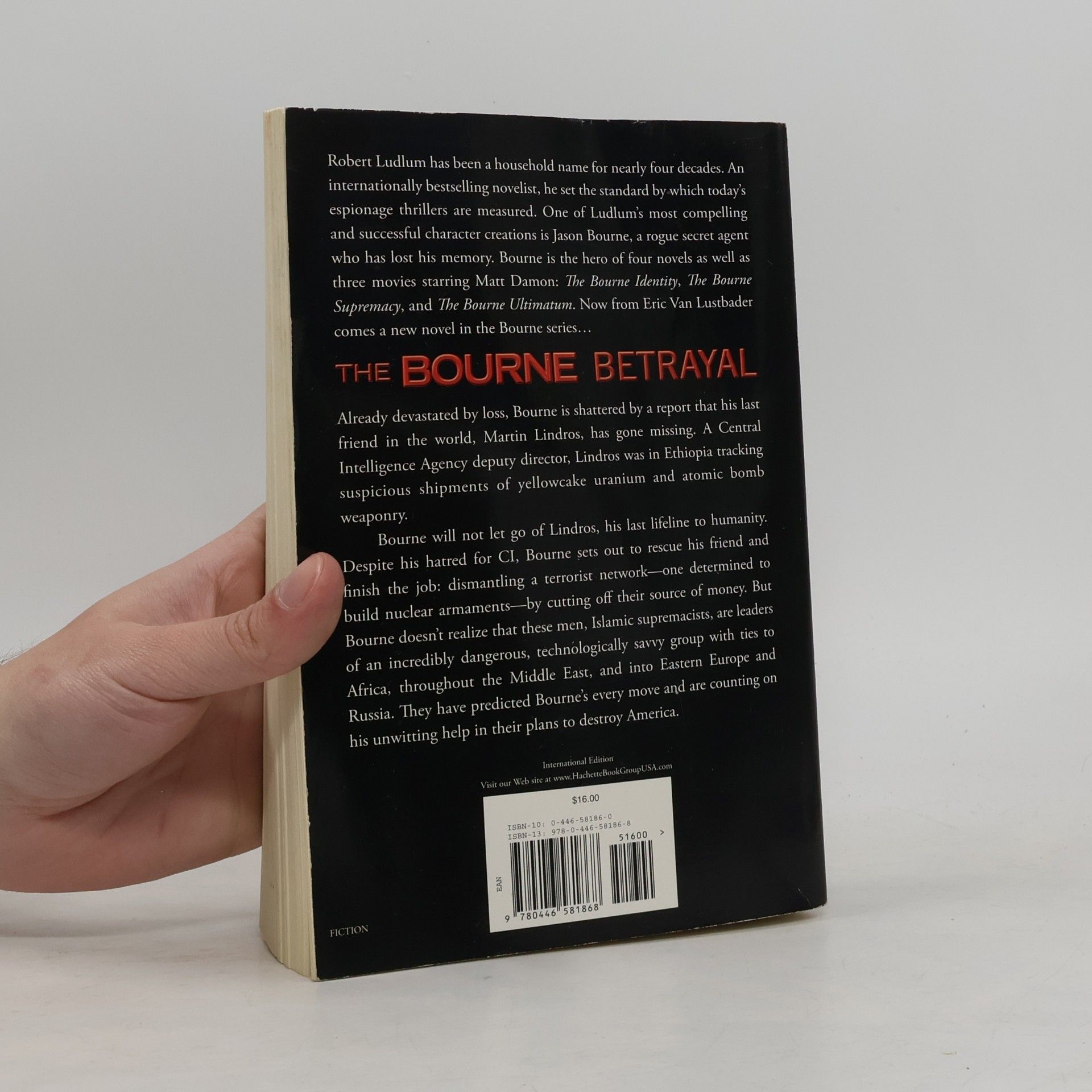 Robert Ludlum Jason Bourne: The Bourne Betrayal
