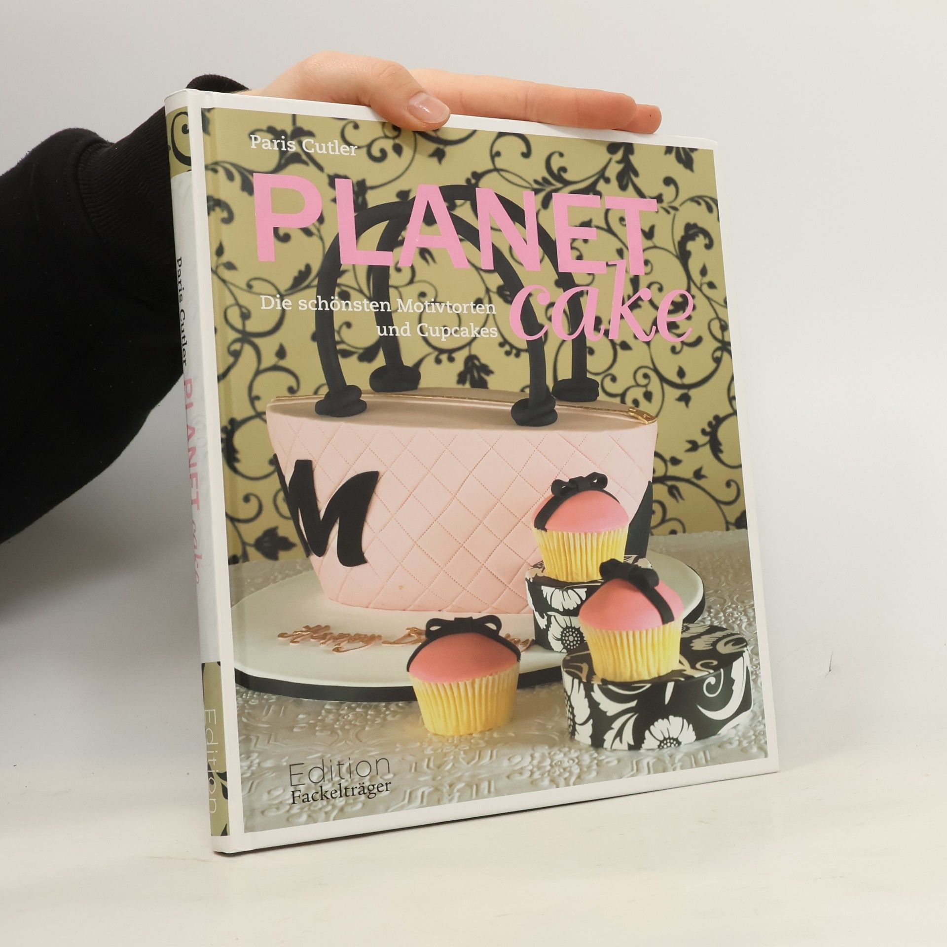 Planet Cake