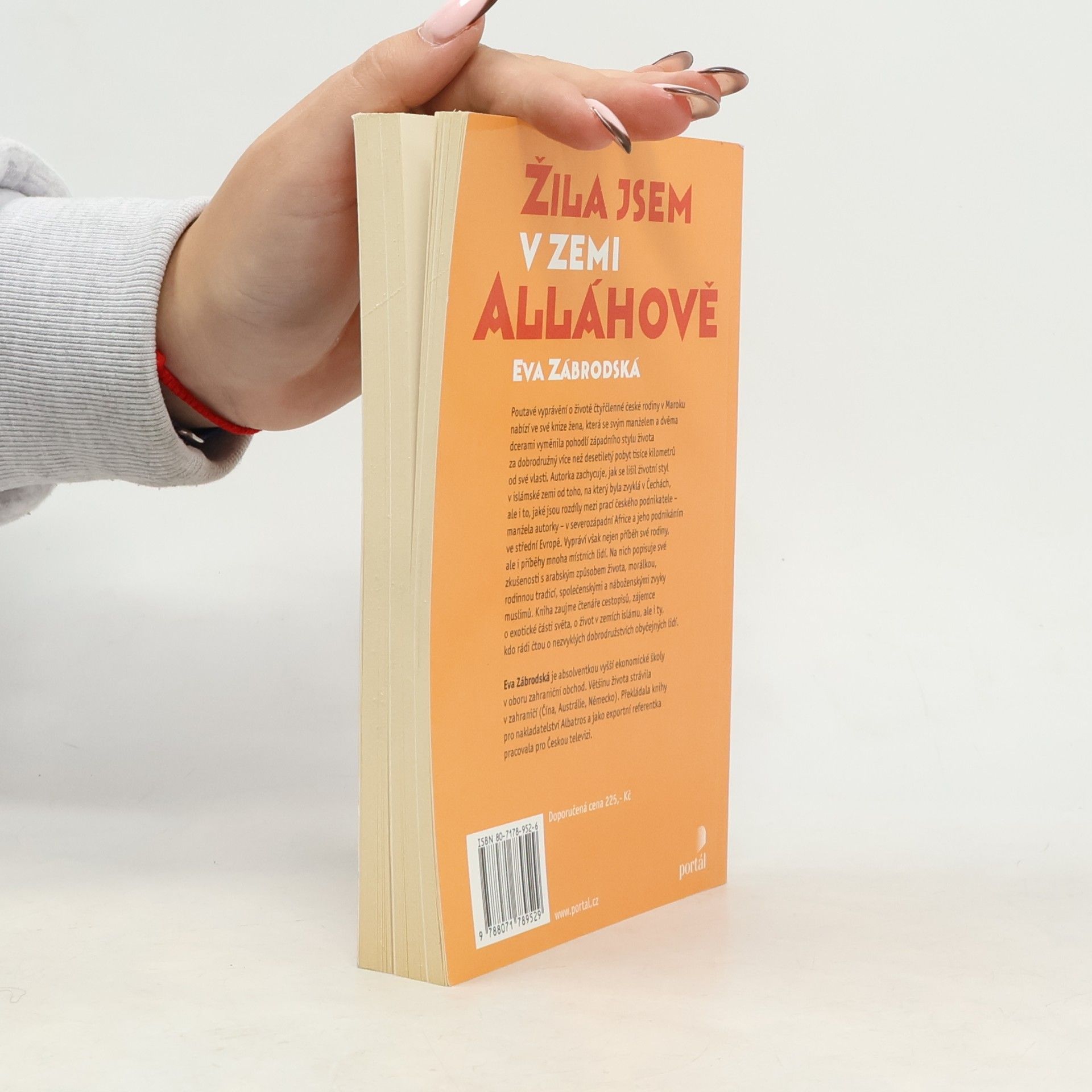 Eva Zábrodská Žila jsem v zemi Alláhově