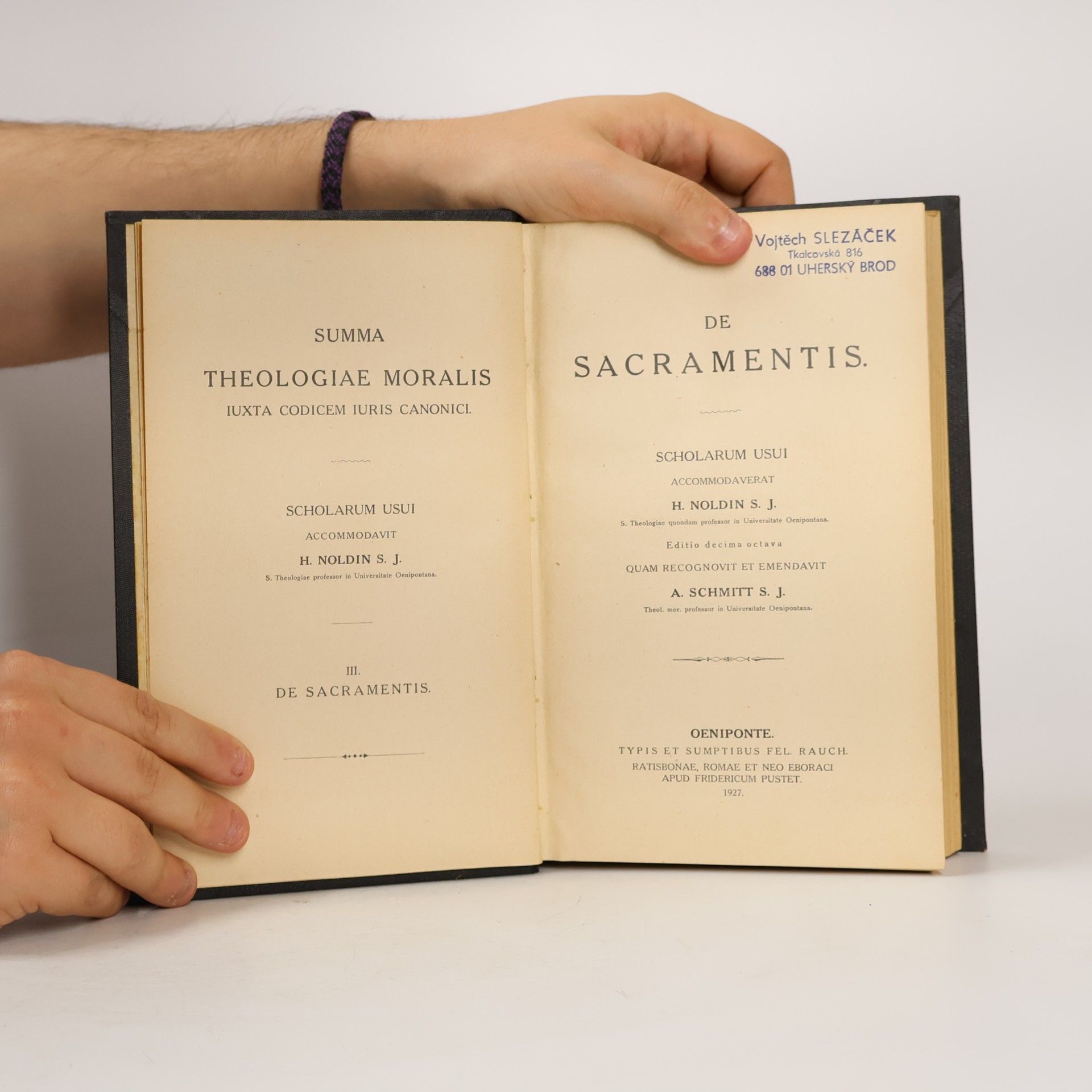 H. Noldin S. J. De Sacramentis