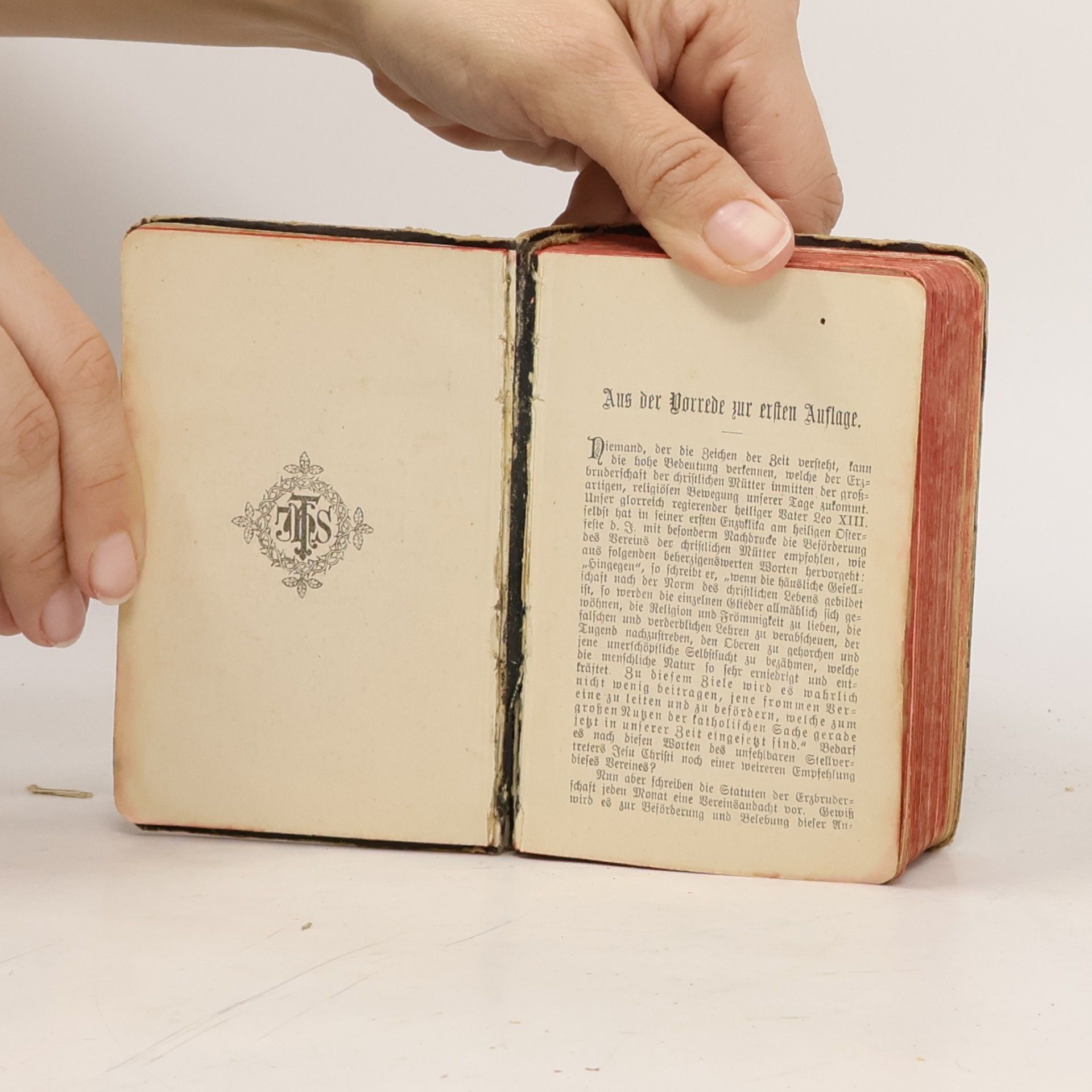Autorenkollektiv Die betende Mutter. Vereins-Gebetbuch für die Mitglieder der Erzbruderschaft der christlichen Mütter. Vermehrt durch Andachten zu Ehren der heiligen Familie.
