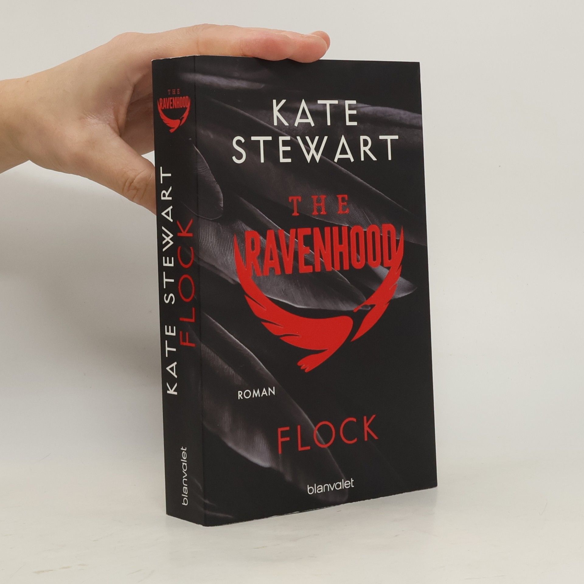 Kate Stewart The Ravenhood - Flock