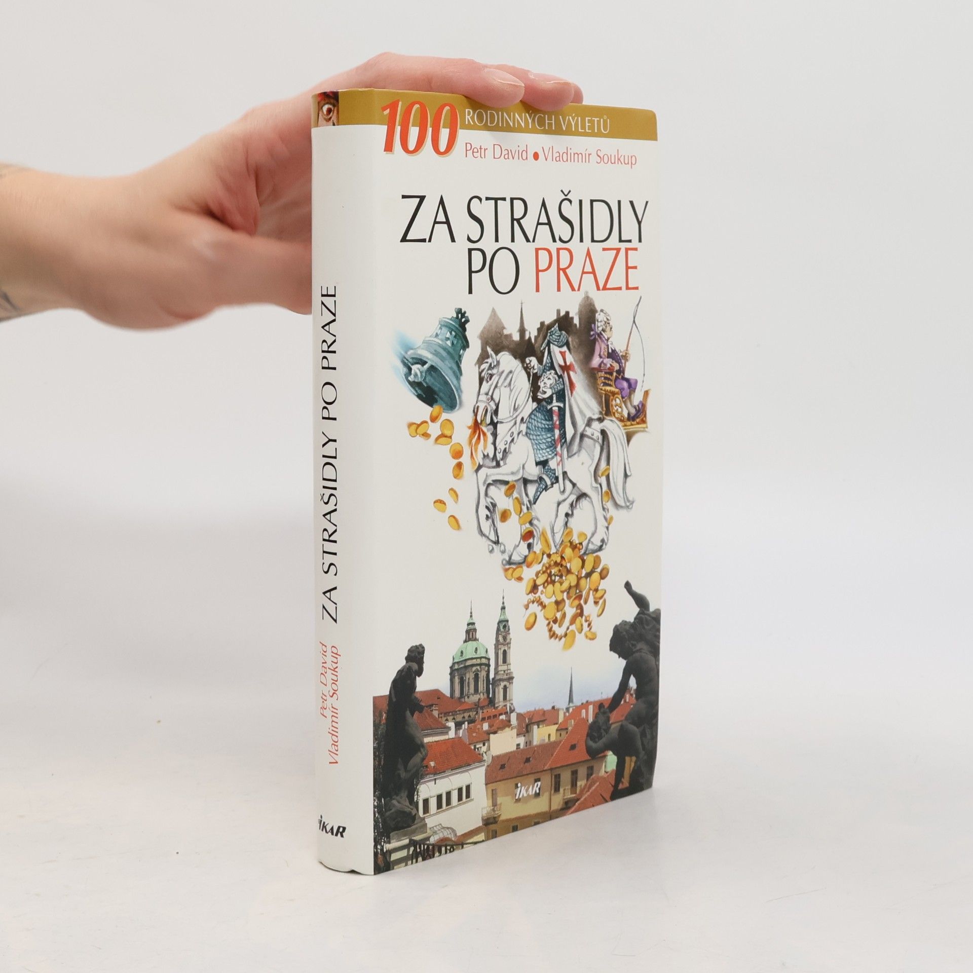 Za strašidly po Praze
