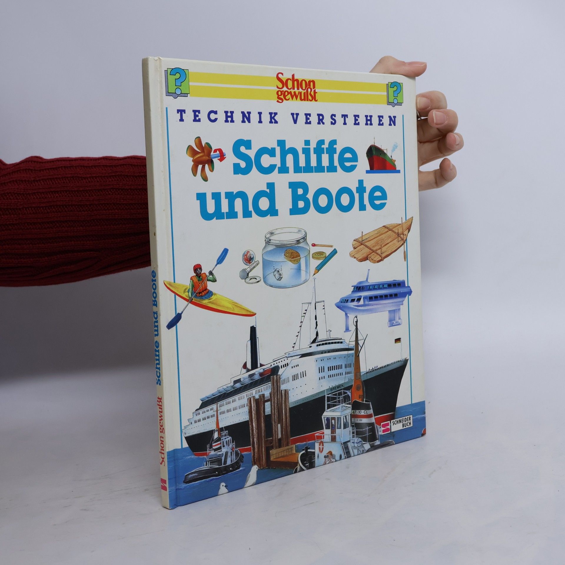 Schiffe und Boote