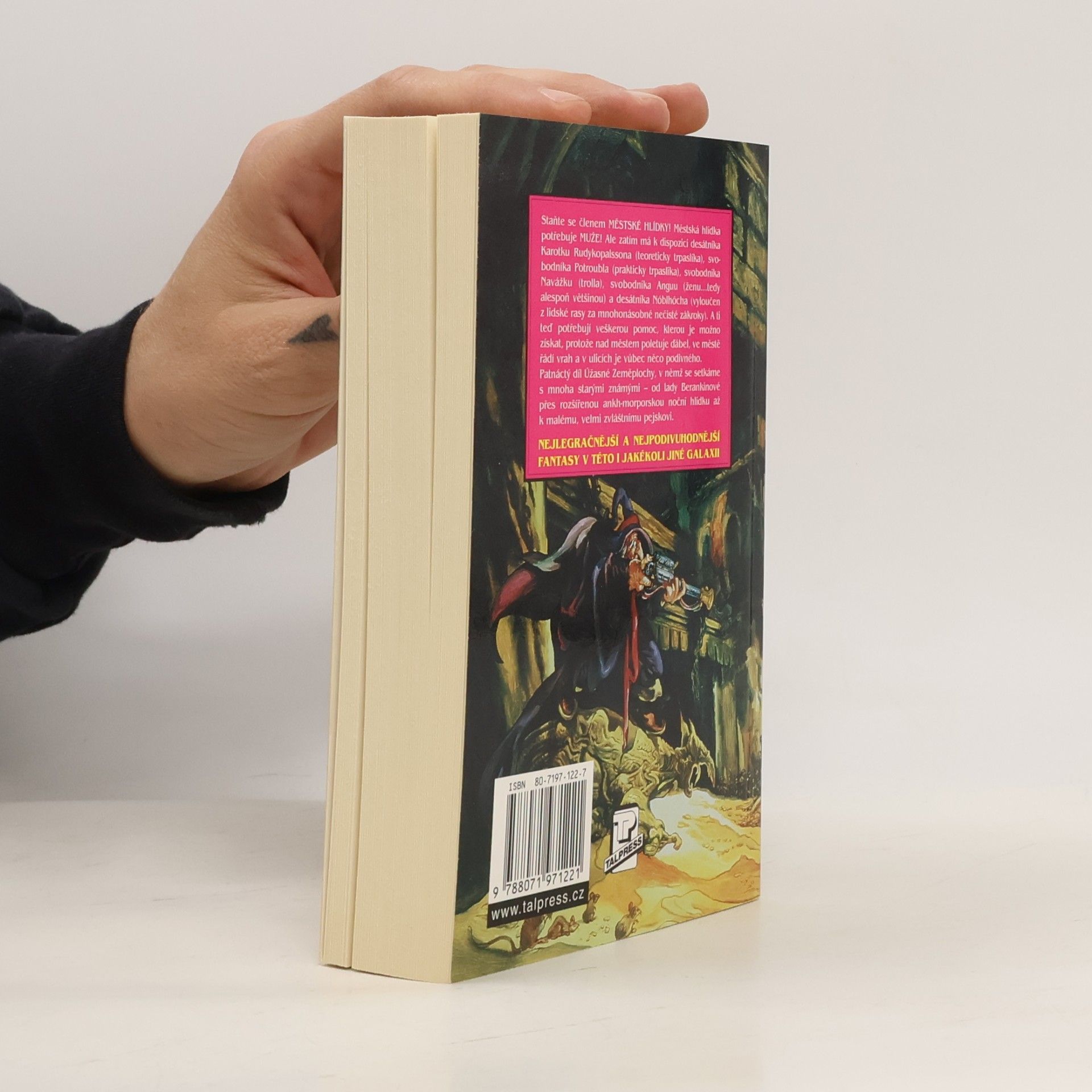 Terry Pratchett Muži ve zbrani