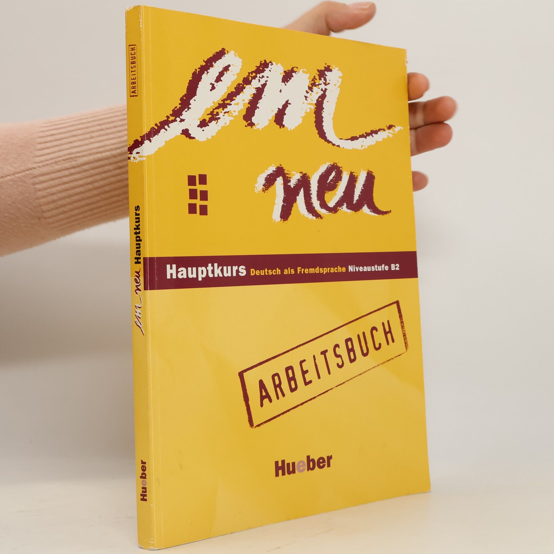 em neu Hauptkurs: Deutsch als Fremdsprache für Mittelstufe. Arbeitsbuch, Niveaustufe B2