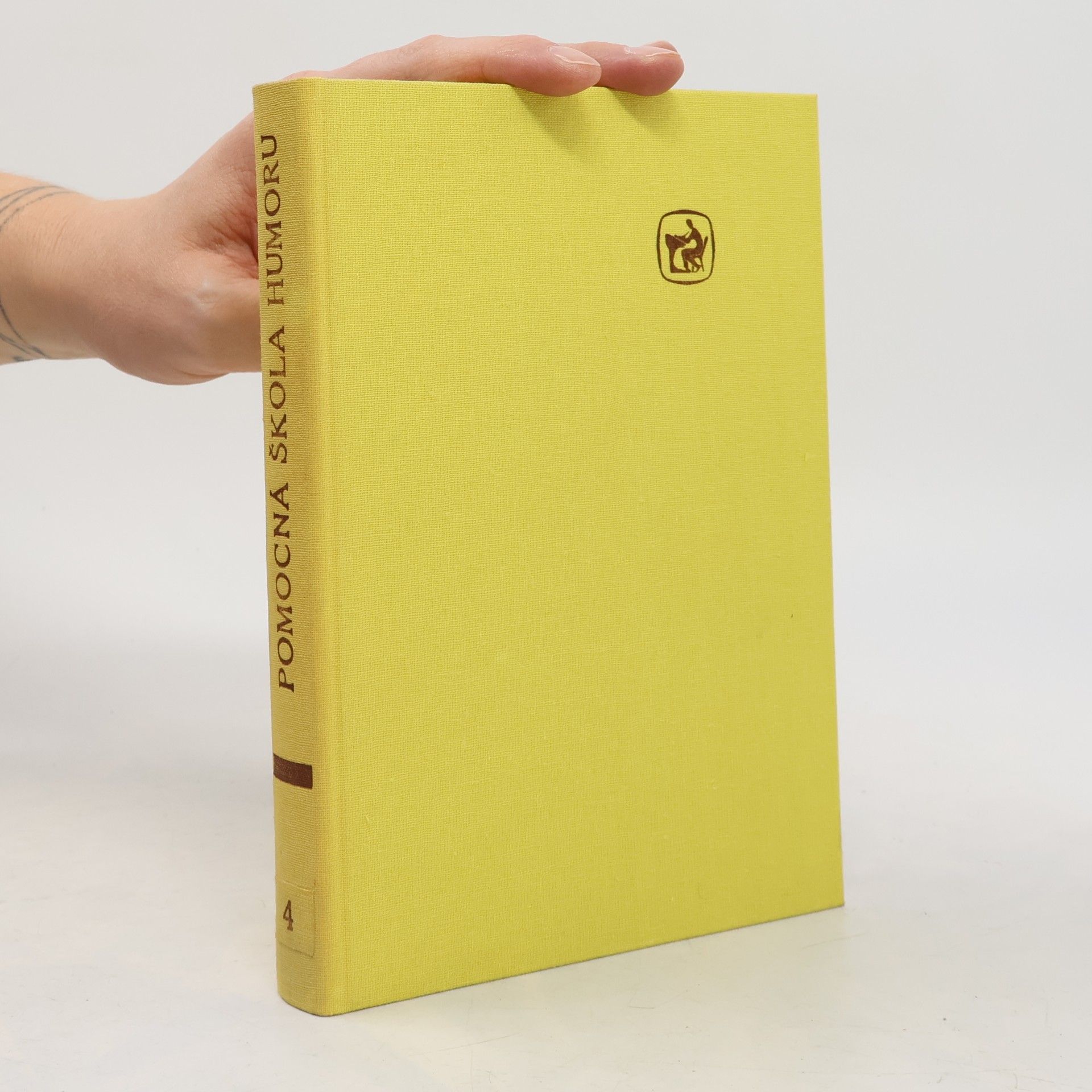 Various authors Pomocná škola humoru 4