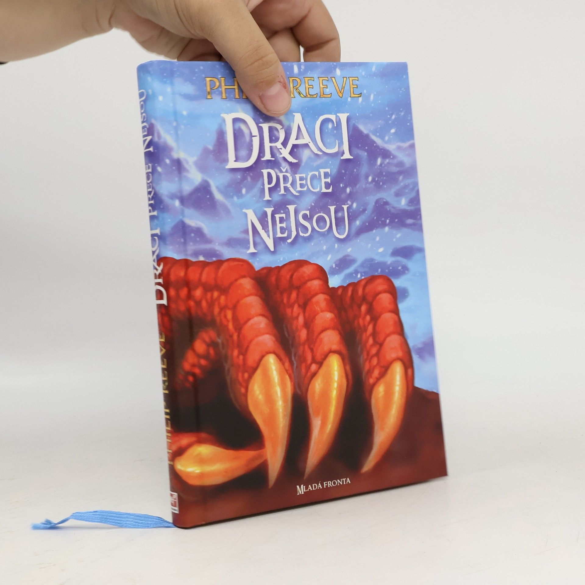Philip Reeve Draci přece nejsou
