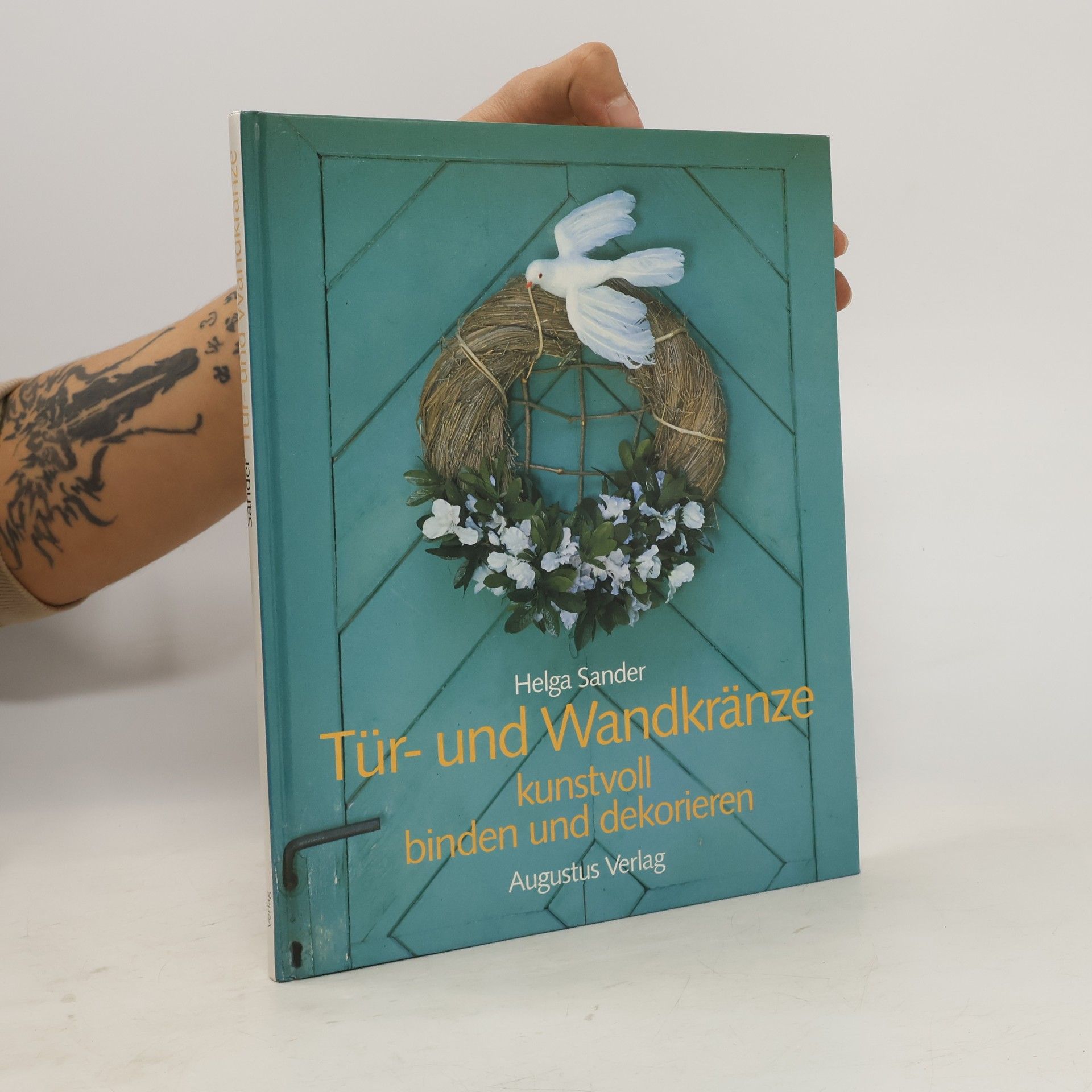 Tür- und Wandkränze kunstvoll binden und dekorieren