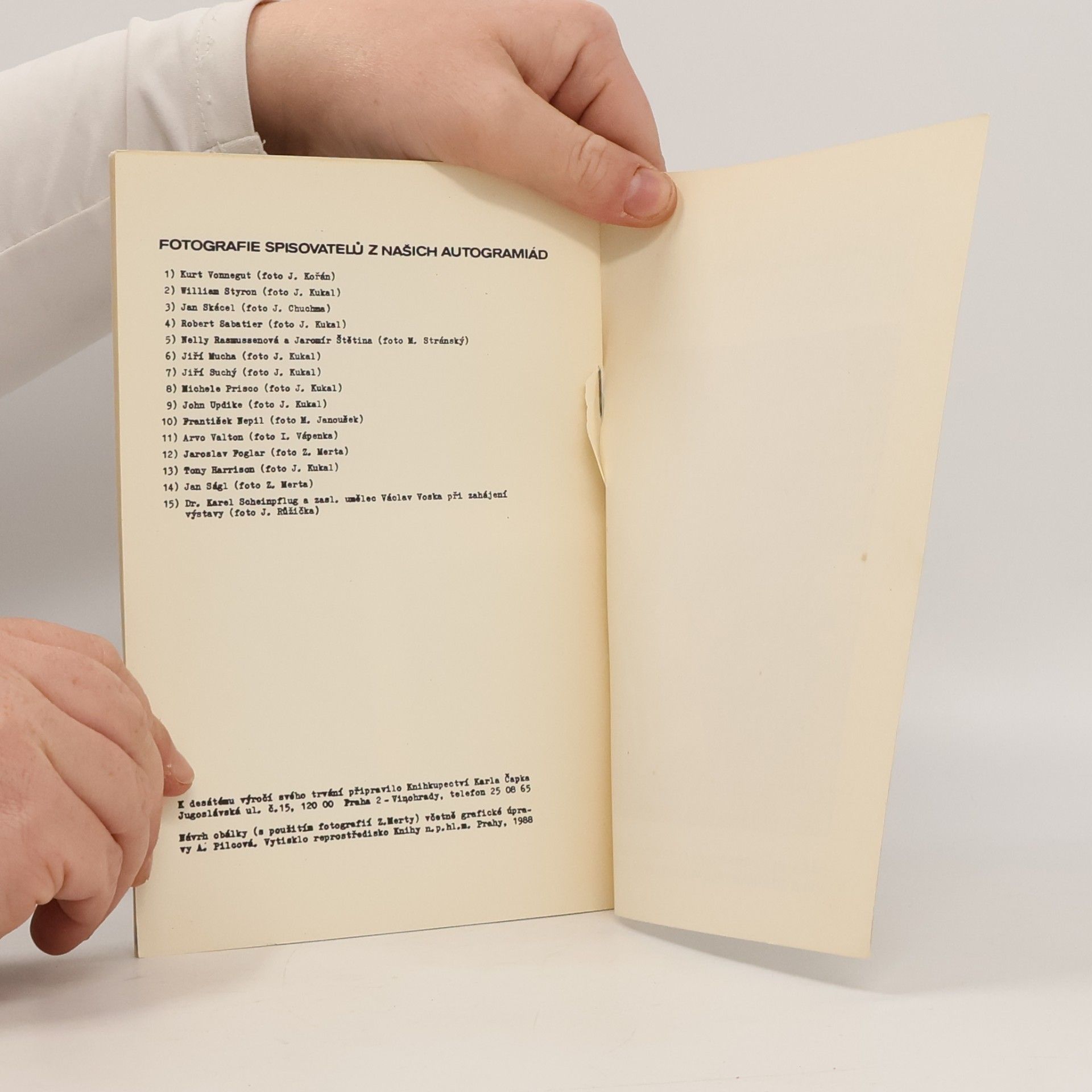 Kolektiv autorů 10 let Knihkupectví Karla Čapka. 1978 - 1988