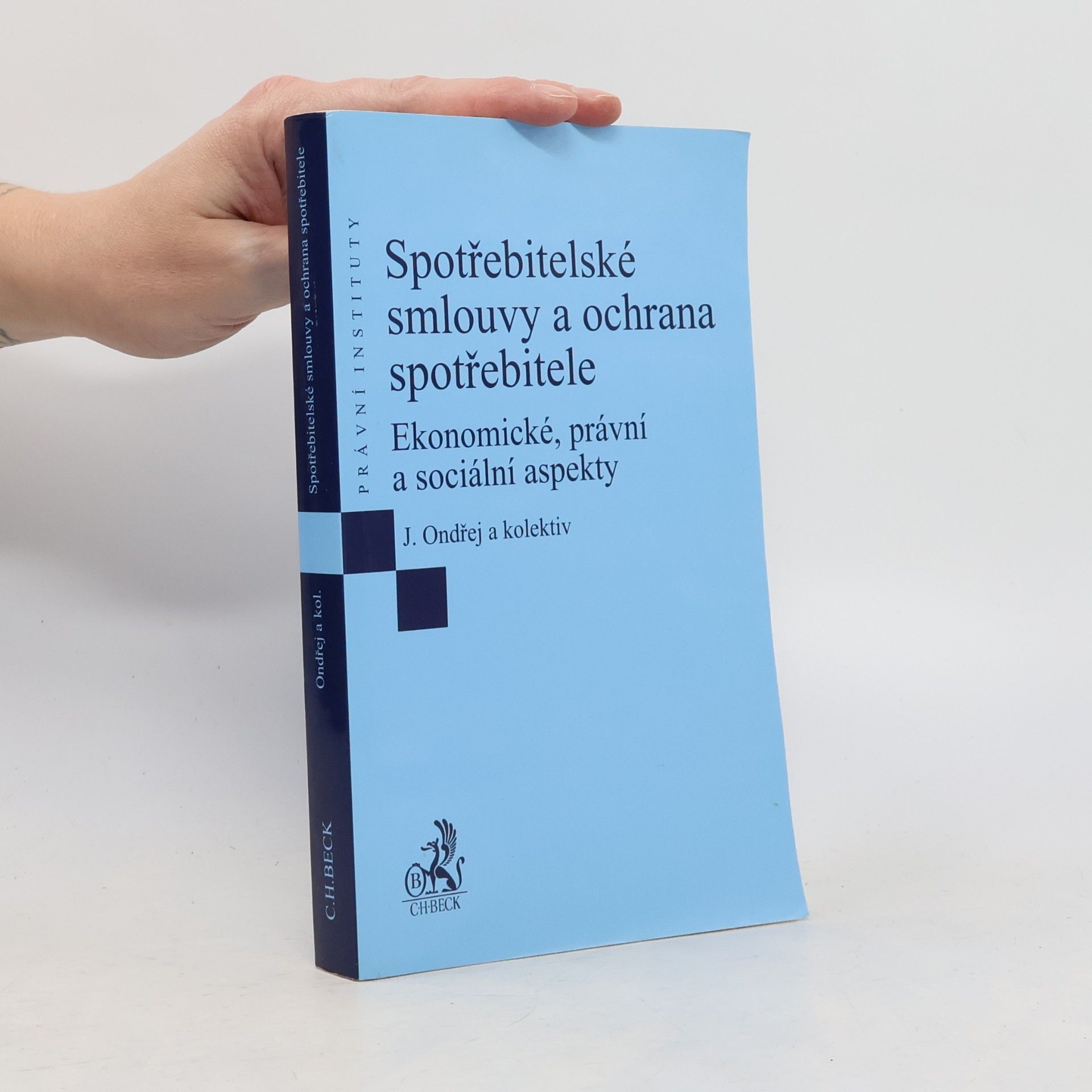 Spotřebitelské smlouvy a ochrana spotřebitele
