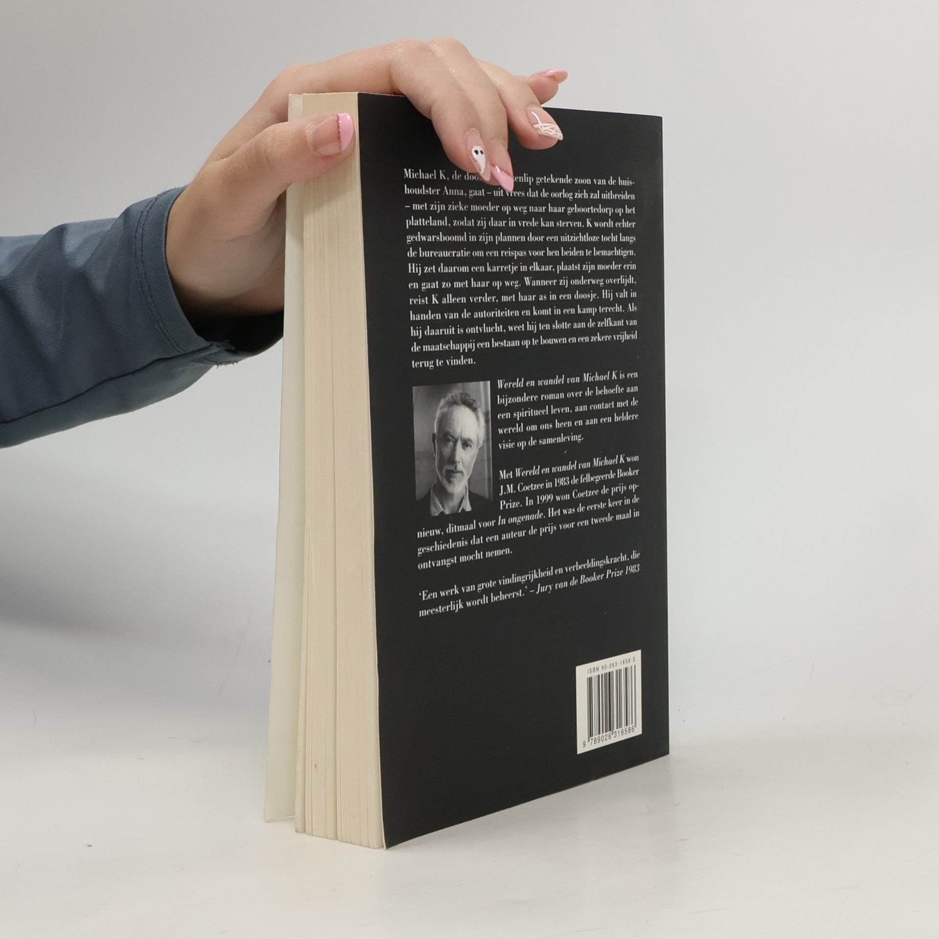 John Maxwell Coetzee Wereld en wandel van Michael K.