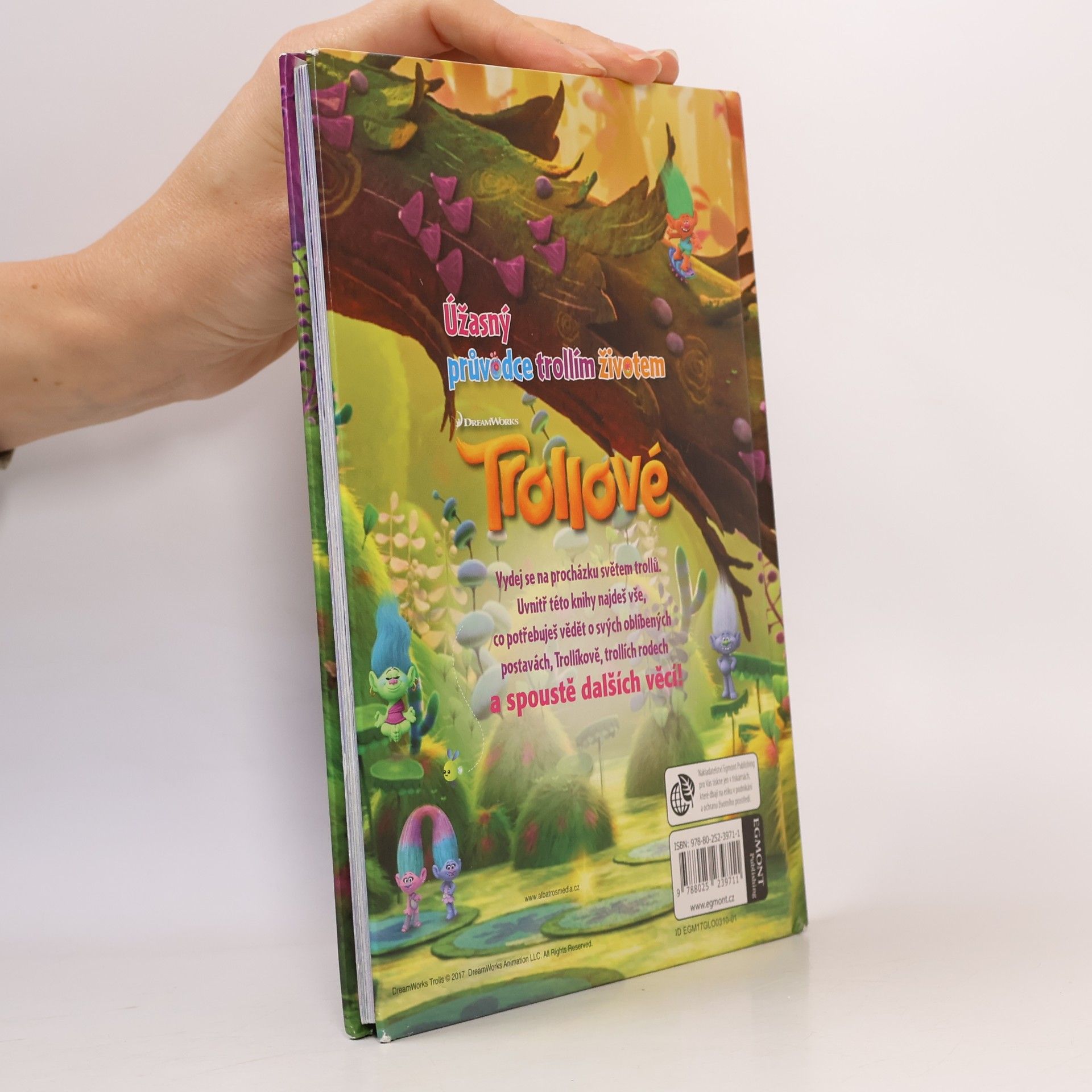 Autores varios Trollové: úžasný průvodce trollím životem