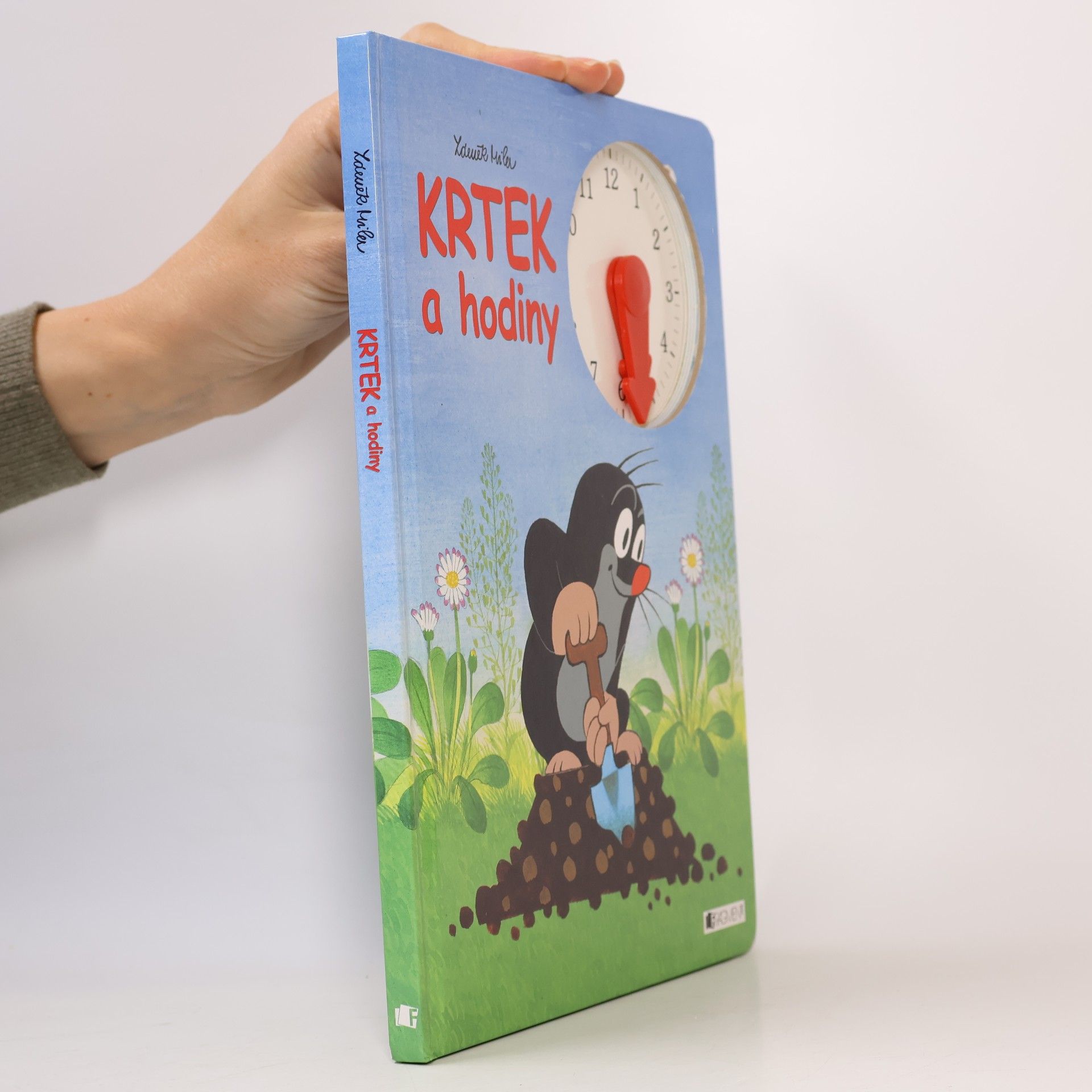 Zdeněk Miler Krtek a hodiny