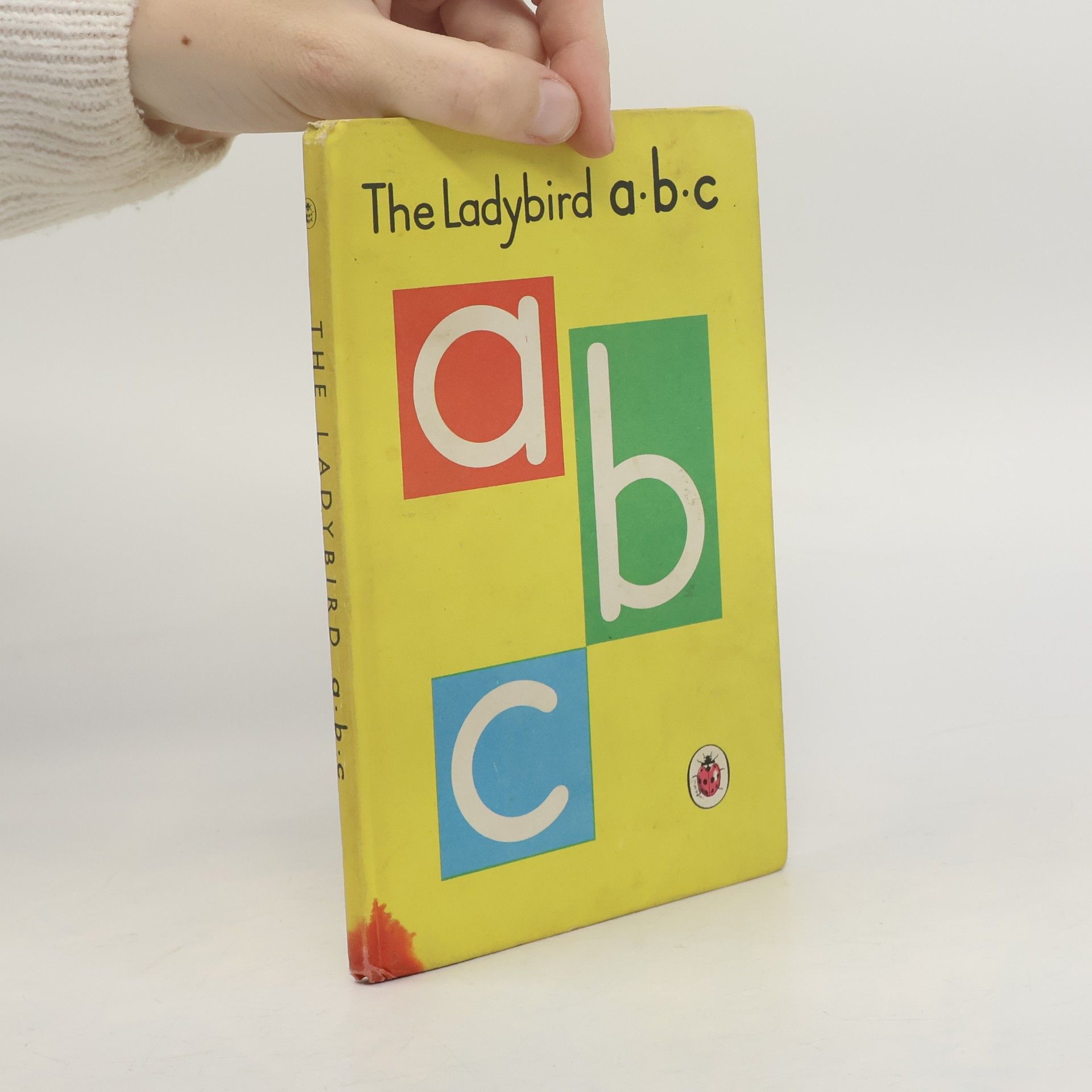 G. W. S. Robinson The Ladybird a·b·c