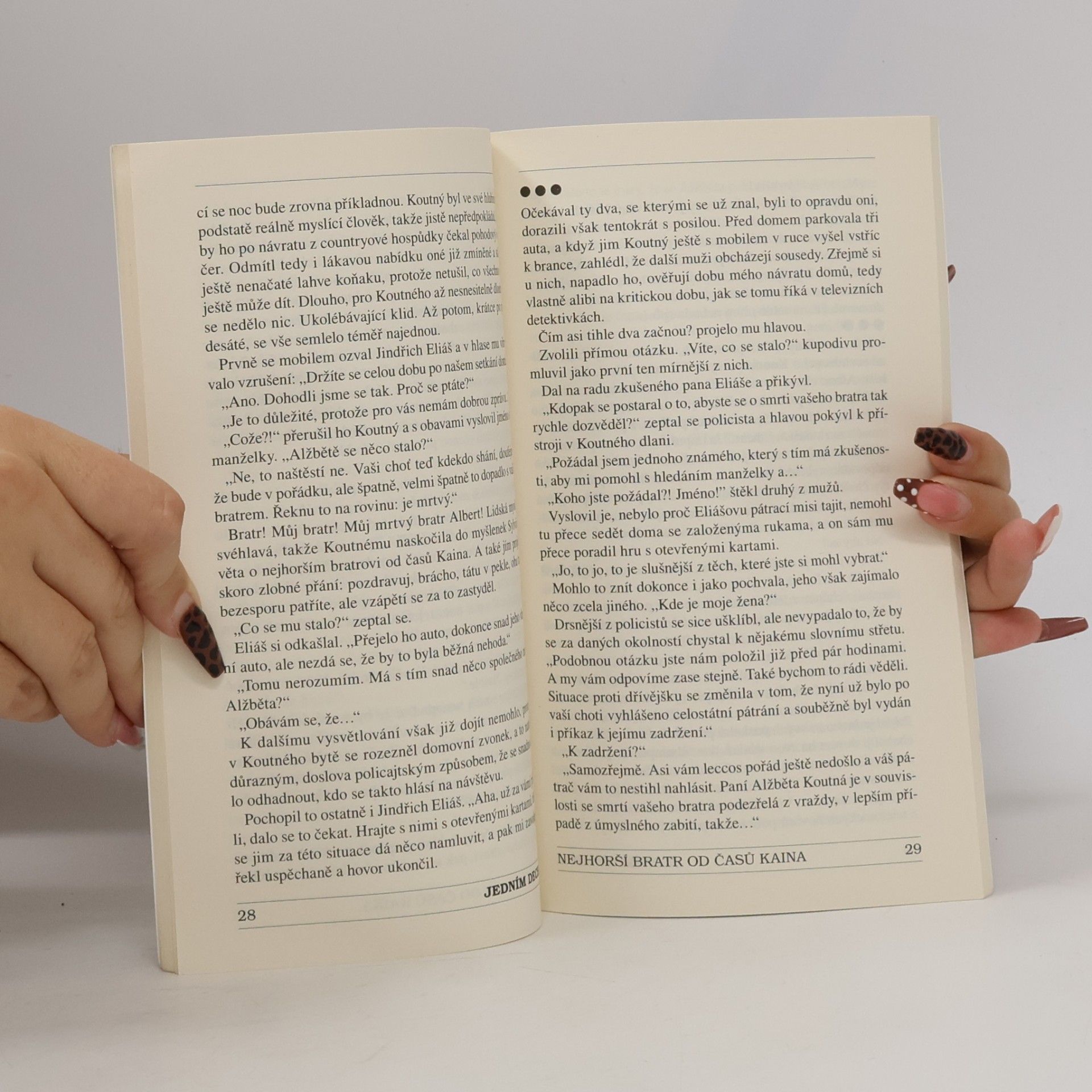 Autorenkollektiv Přísně tajné!. literatura faktu : nejčernější den v naší novodobé historii 1