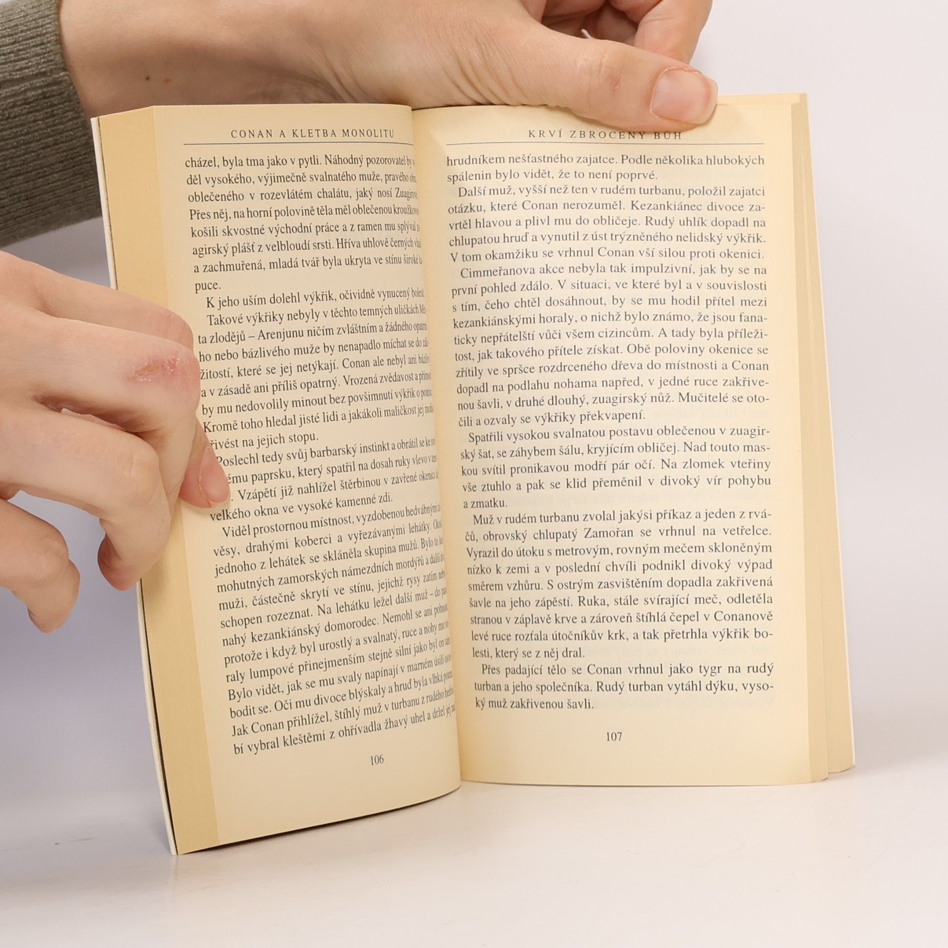 L. Sprague de Camp Conan a kletba monolitu