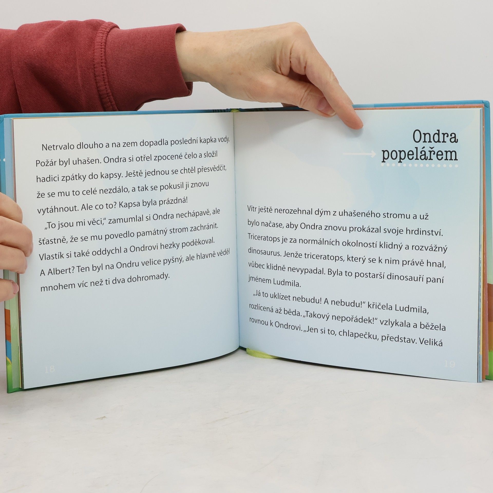 Šimon Matějů Jak Ondra zachránil dinosaury a babičku