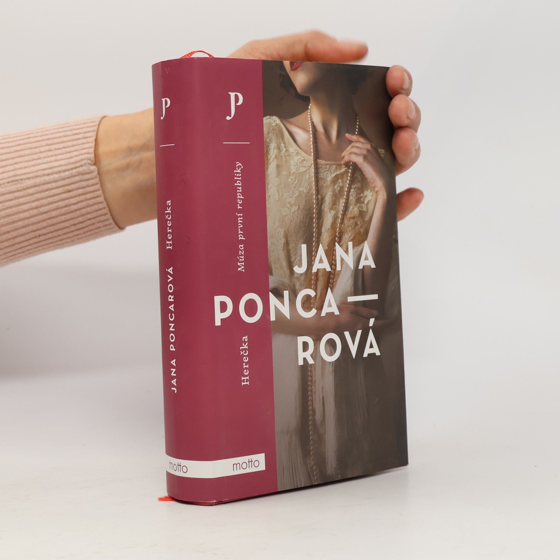 Jana Poncarová Herečka : múza první republiky