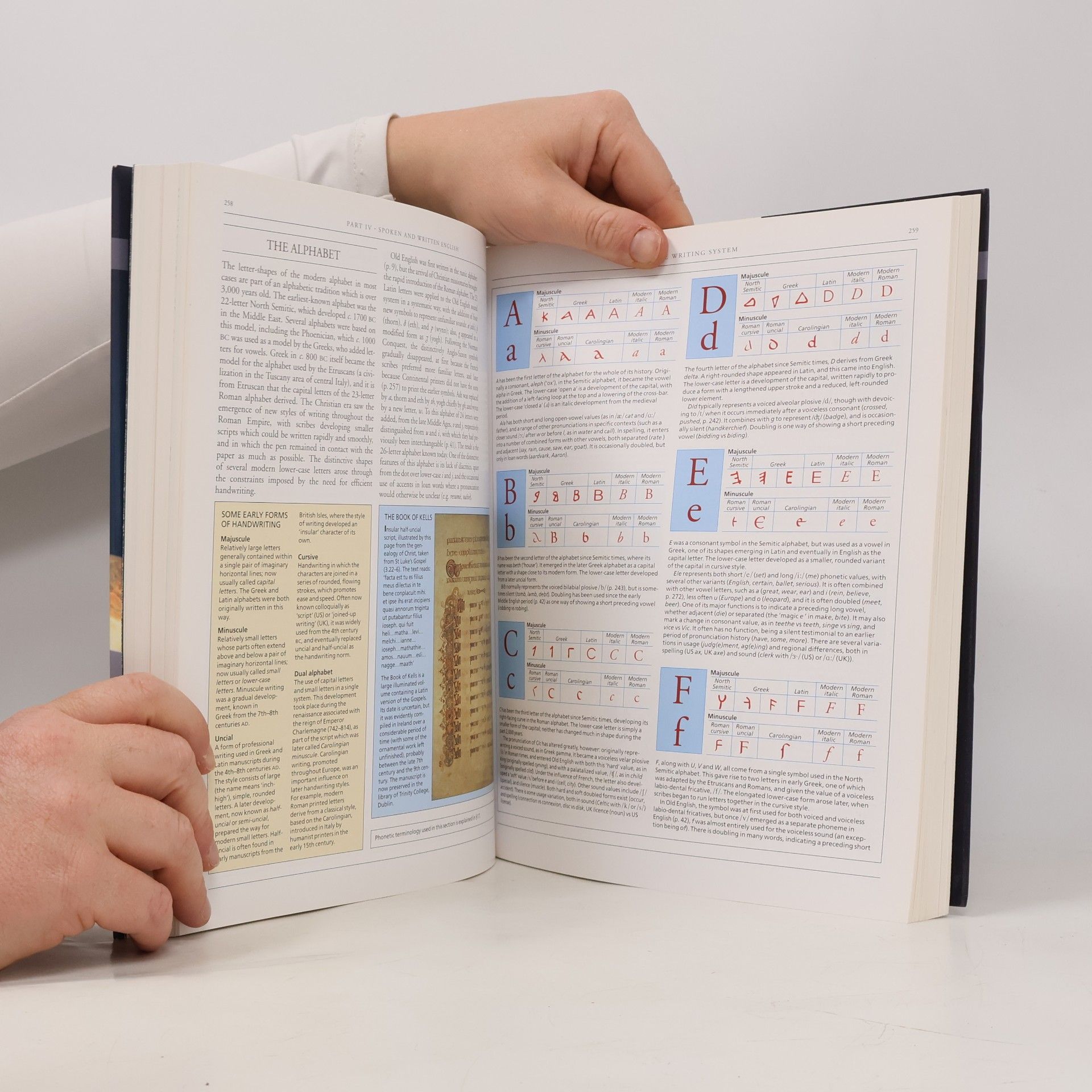 David Crystal The Cambridge encyclopedia of the English language