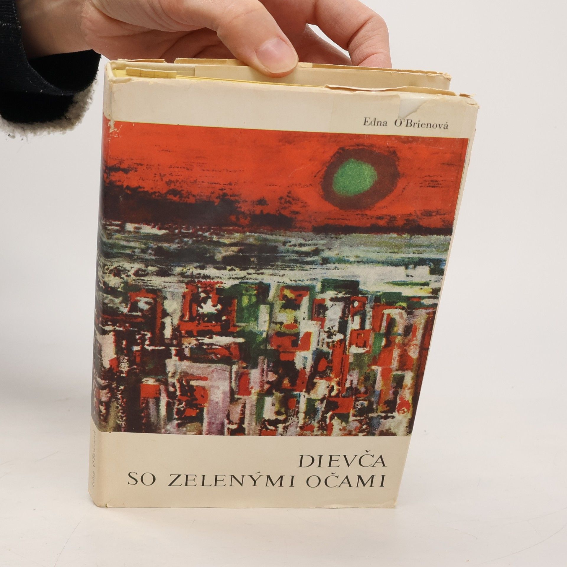 Edna O. Brien Dievča so zelenými očami