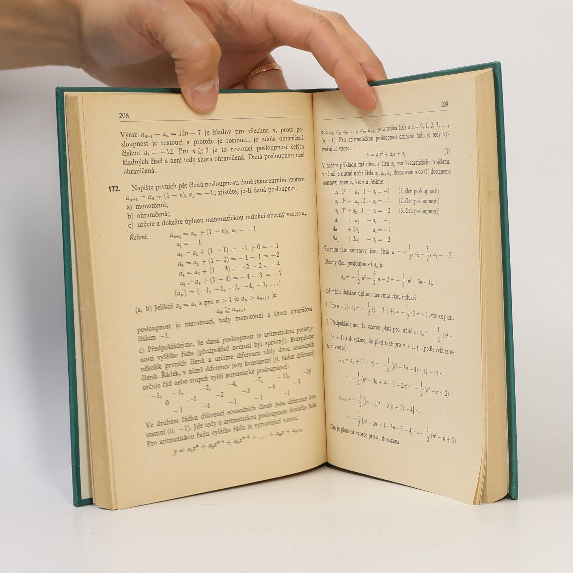Antonín Hlaváček Sbírka řešených příkladů z vyšší matematiky I.