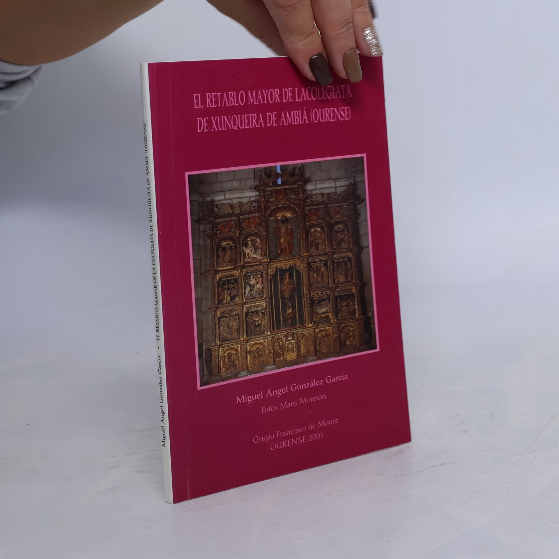 El retablo mayor de la Colegiata de Xunqueira de Ambía (Ourense)