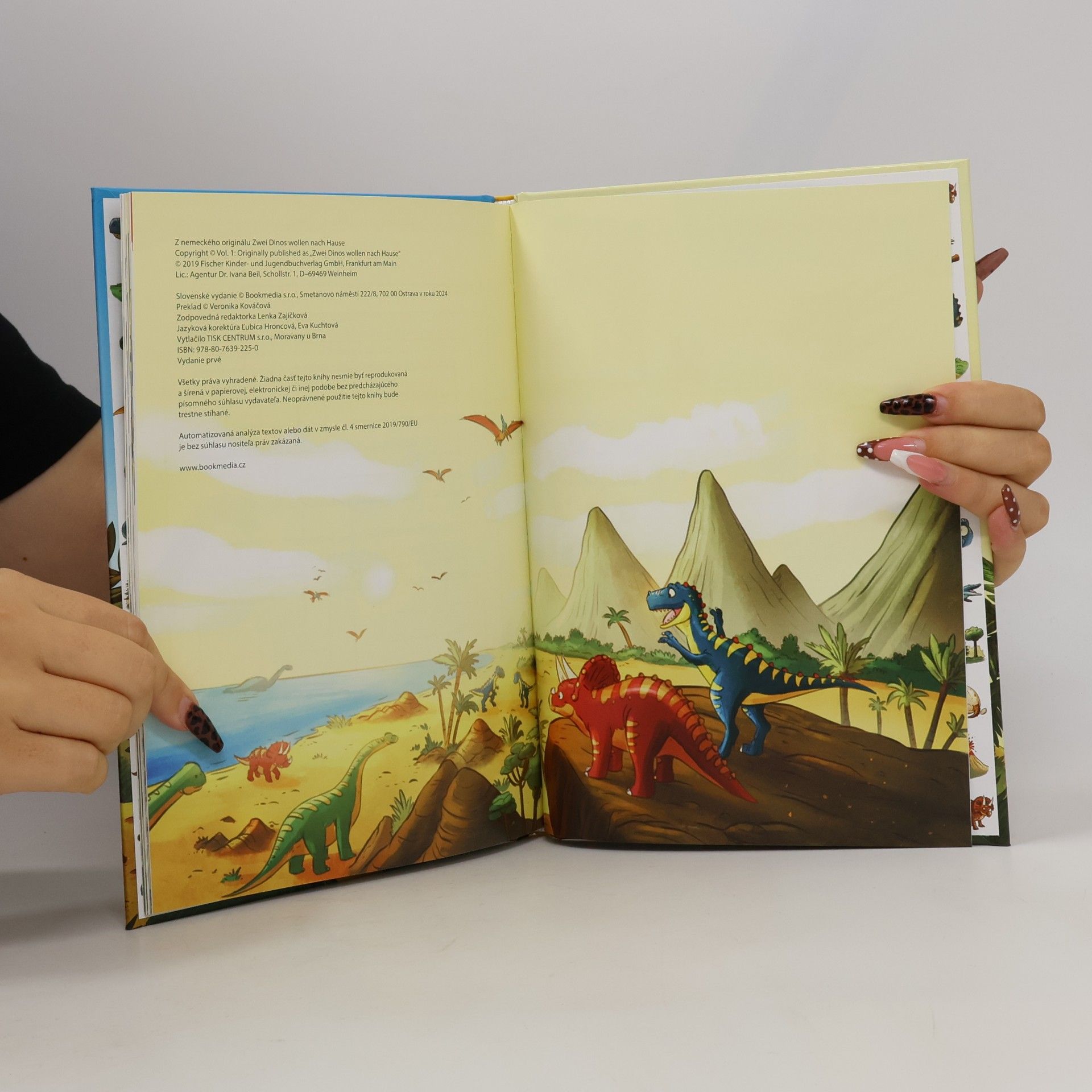 BOOKMEDIA s.r.o. Dva dinosaury