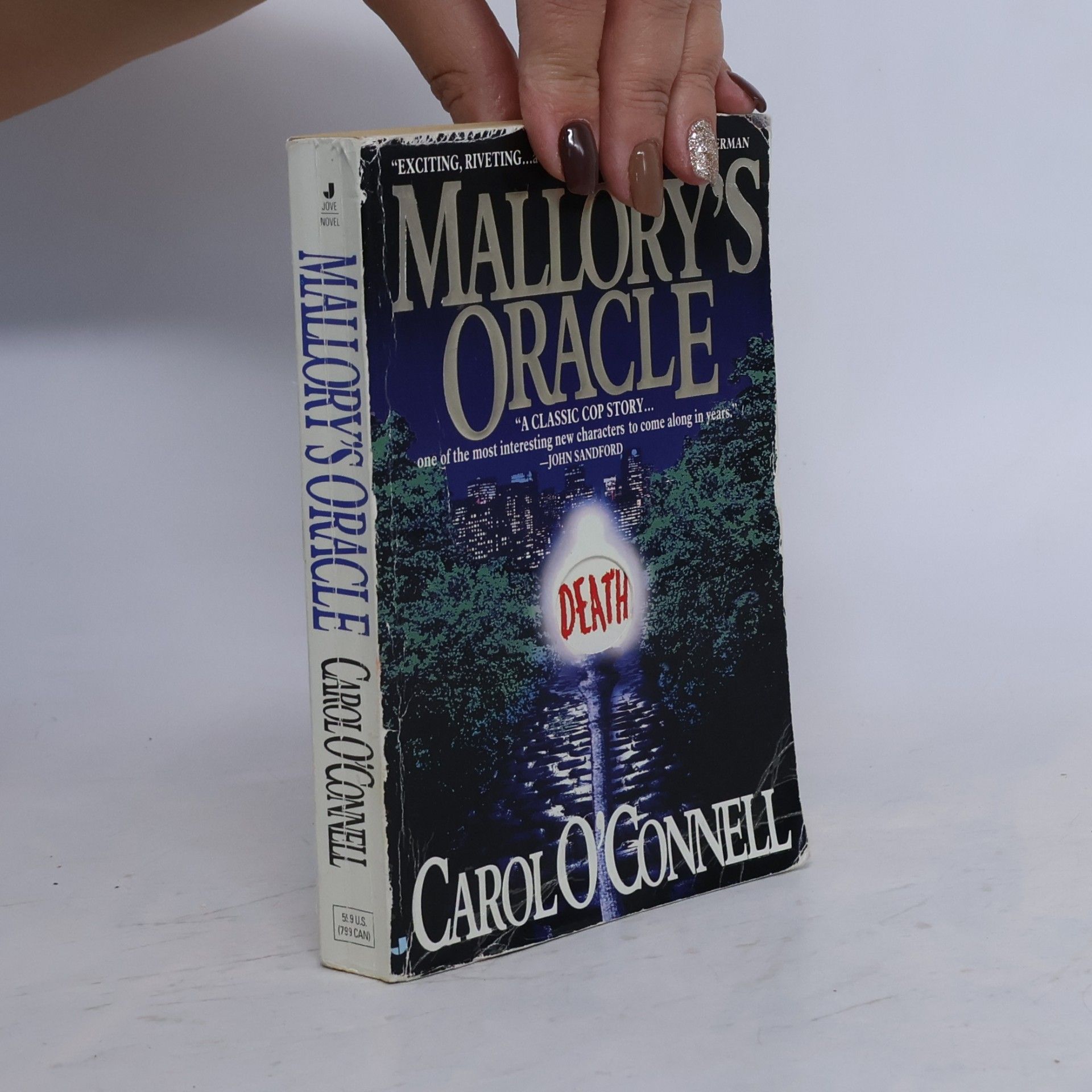Carol O'Connell Mallory's Oracle