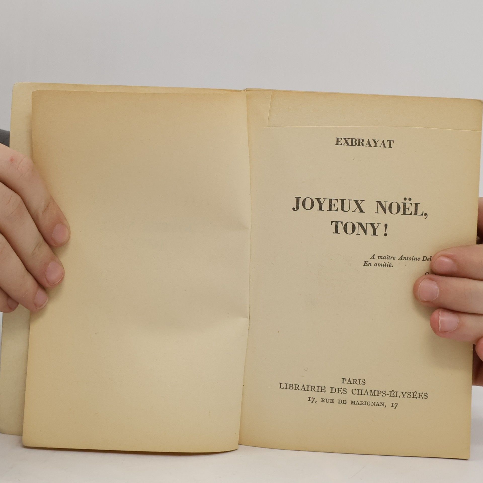 Charles Exbrayat Joyeux Noël, Tony